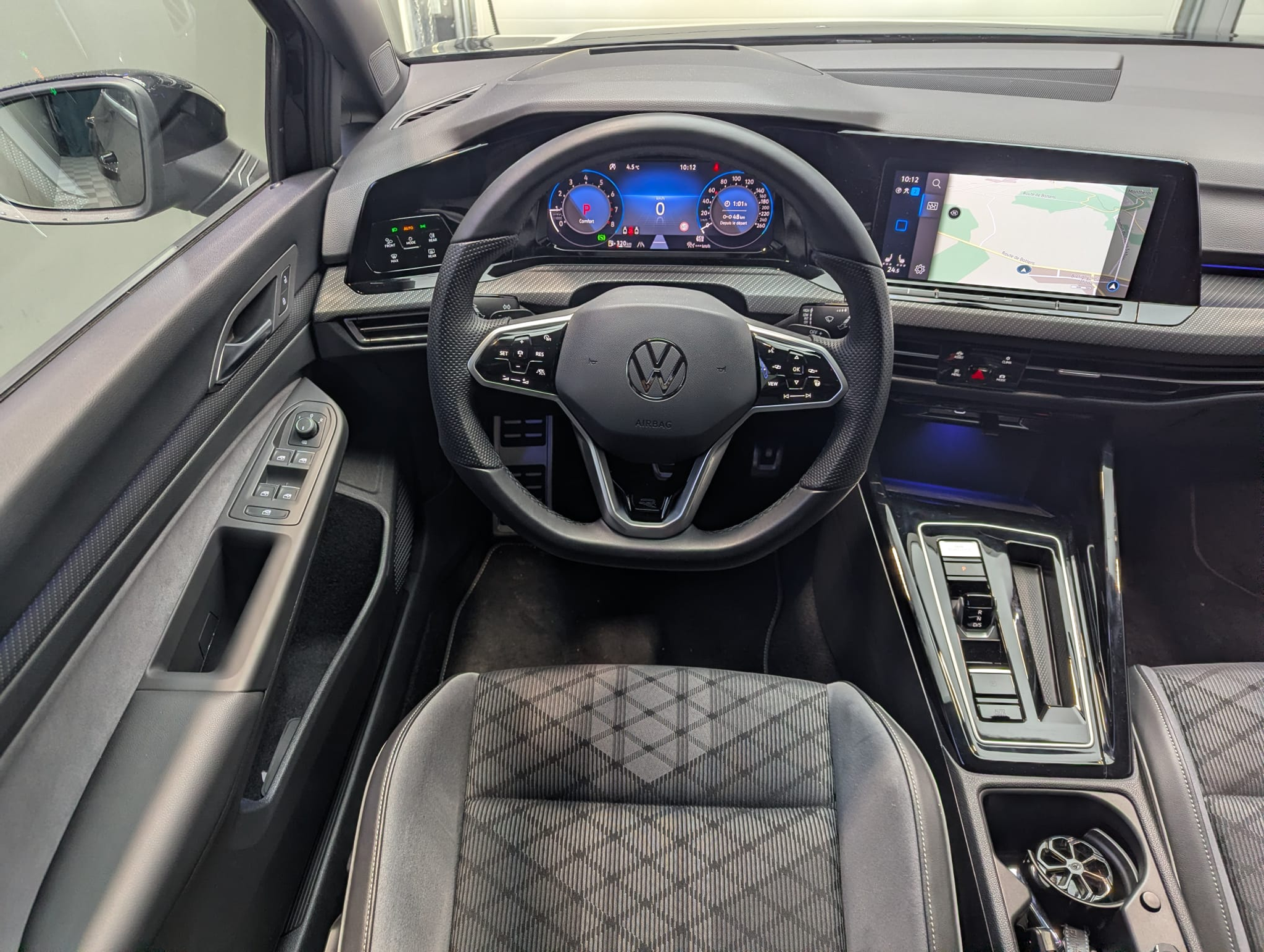 listing desktop thumbnail image 12