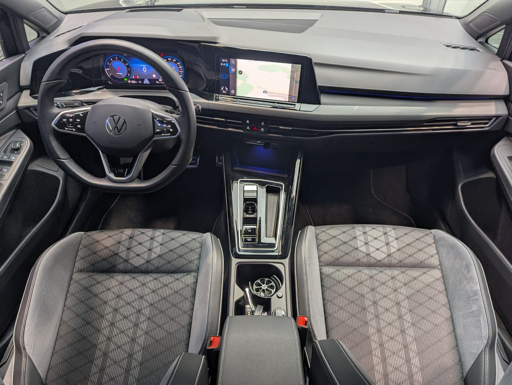 listing desktop thumbnail image 11