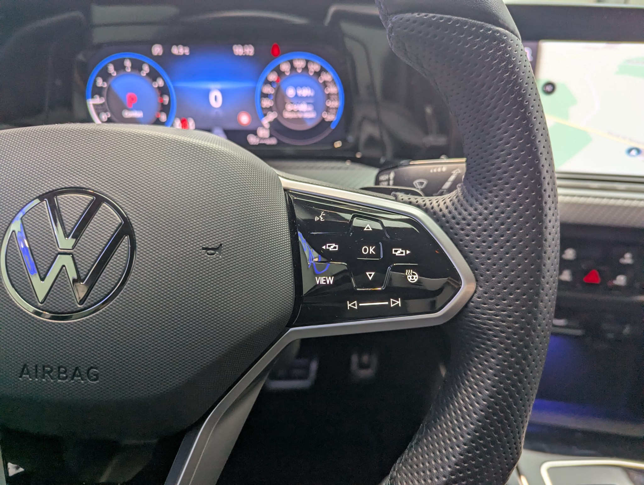 listing desktop thumbnail image 15