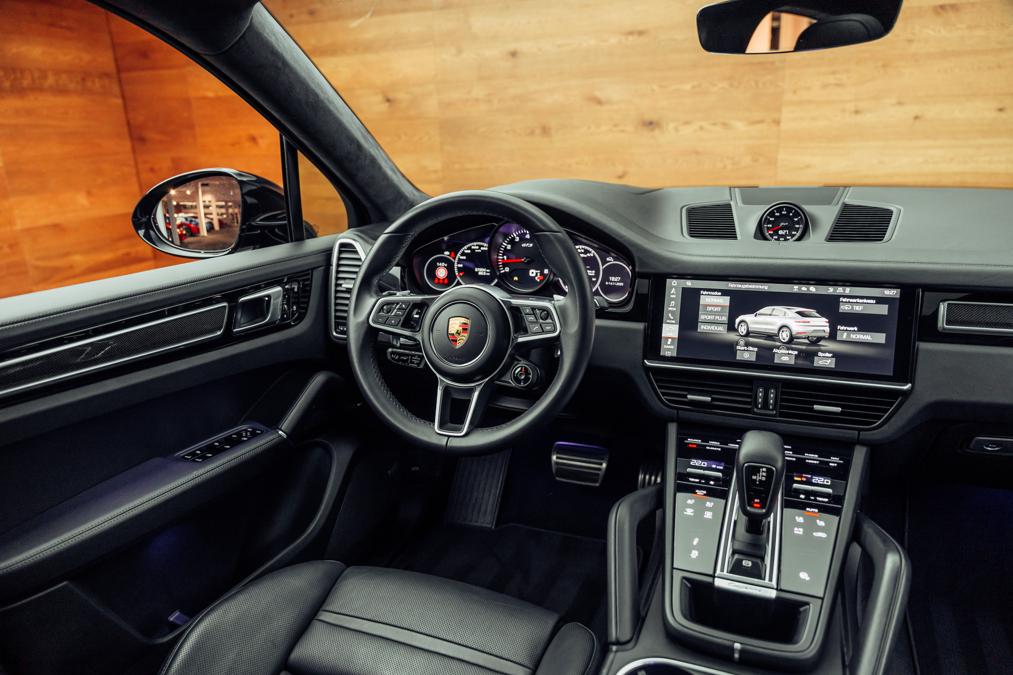 listing desktop thumbnail image 12