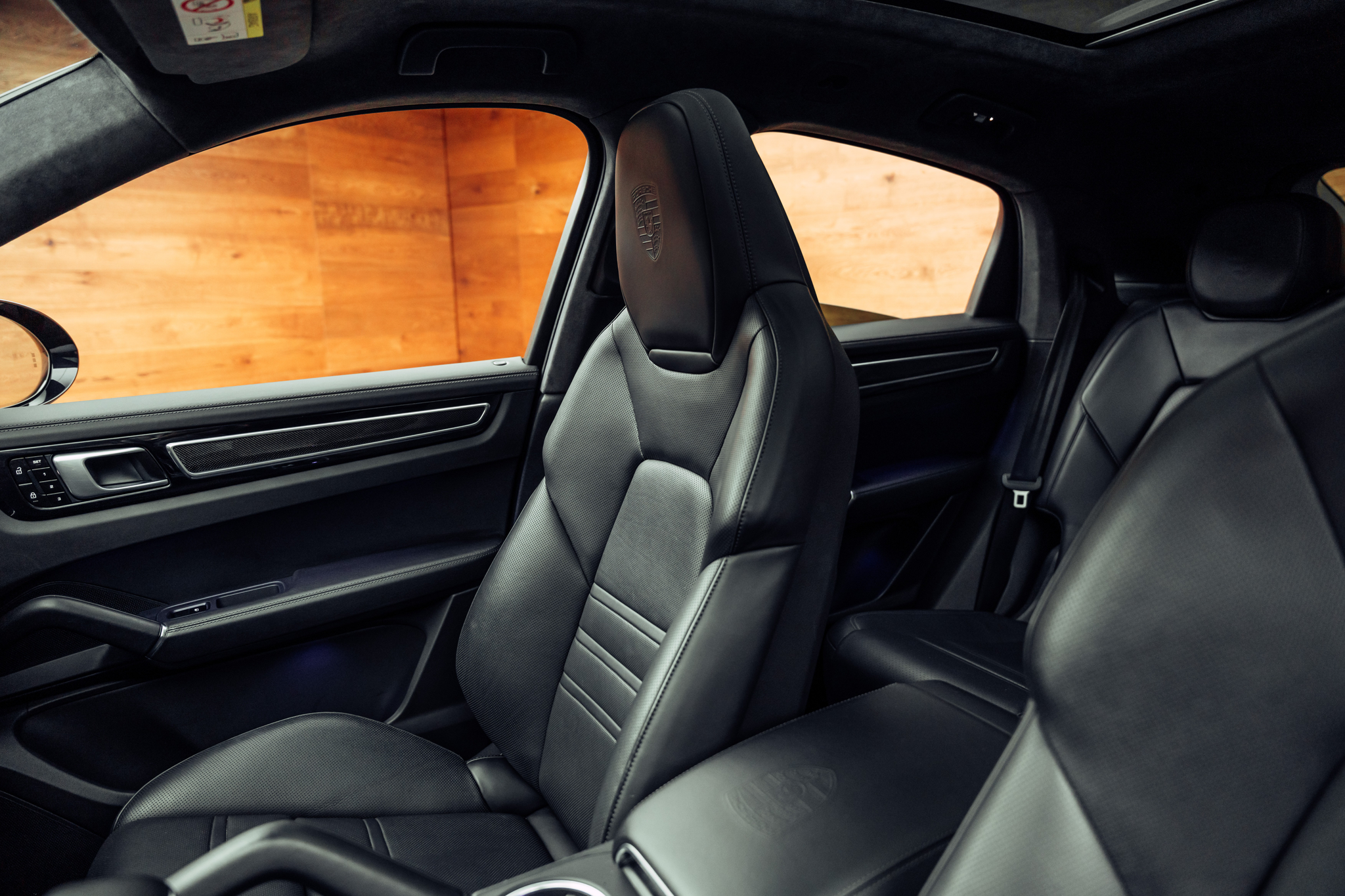 listing desktop thumbnail image 9