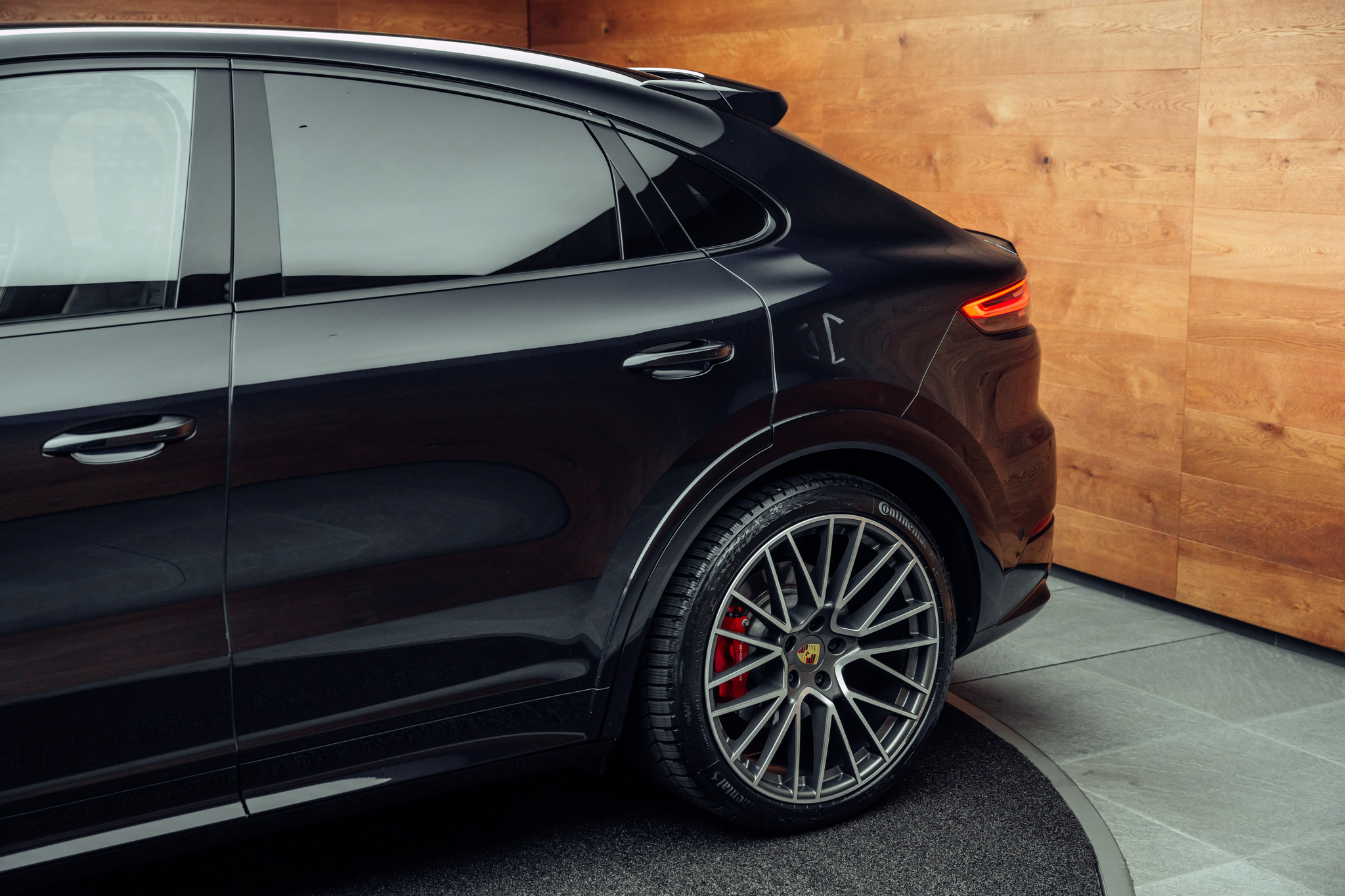 listing desktop thumbnail image 18