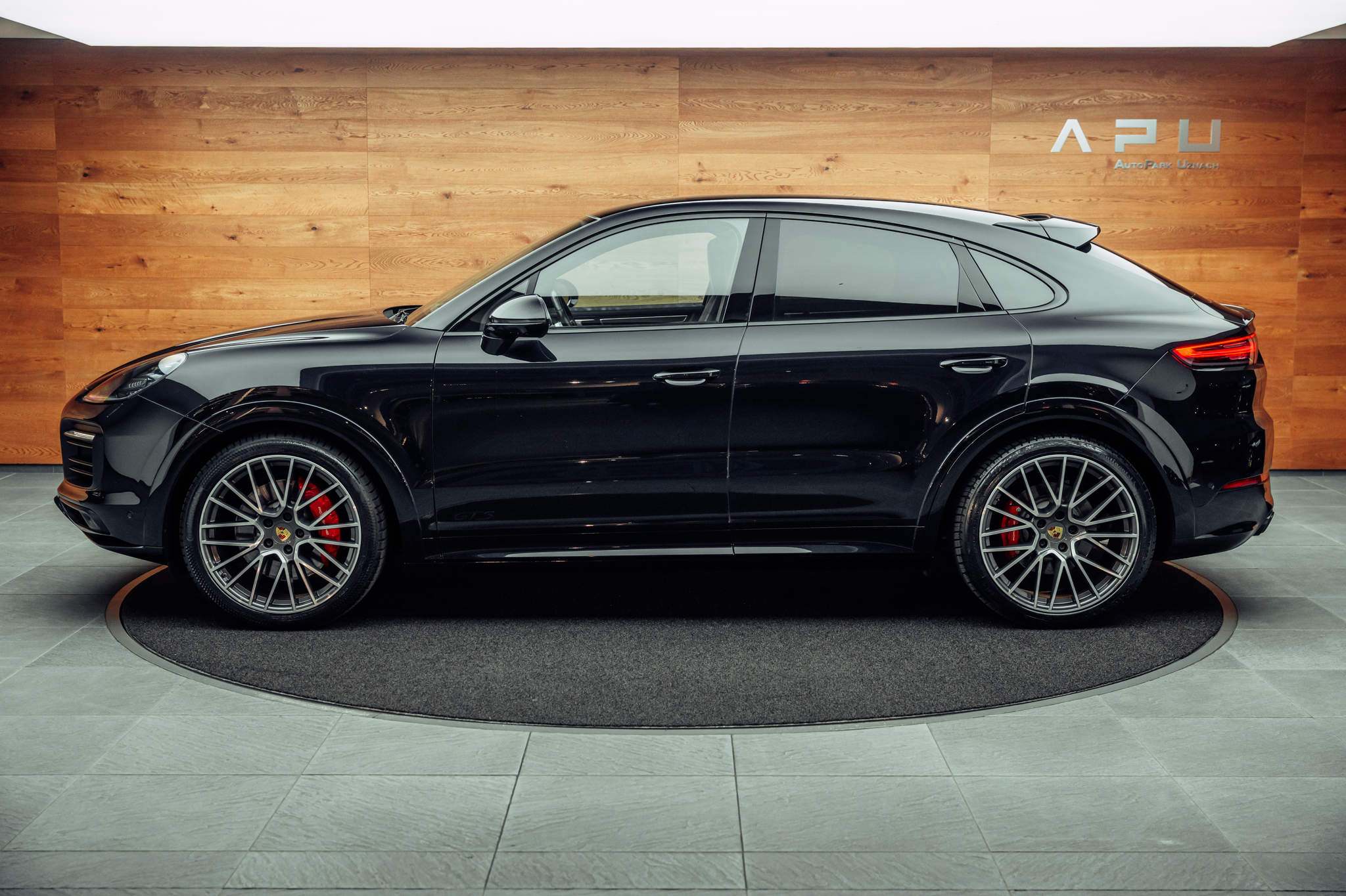 listing desktop thumbnail image 3