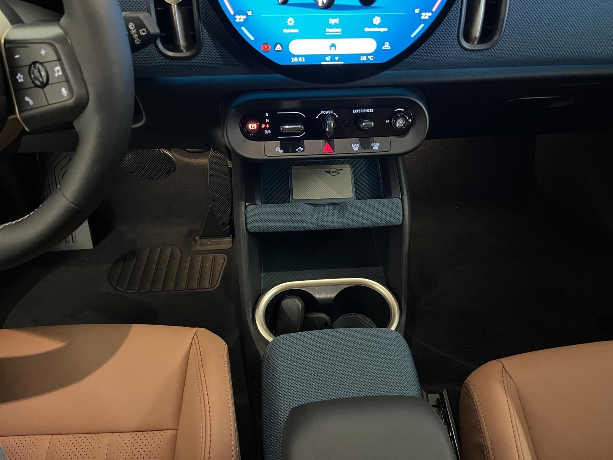 listing desktop thumbnail image 13