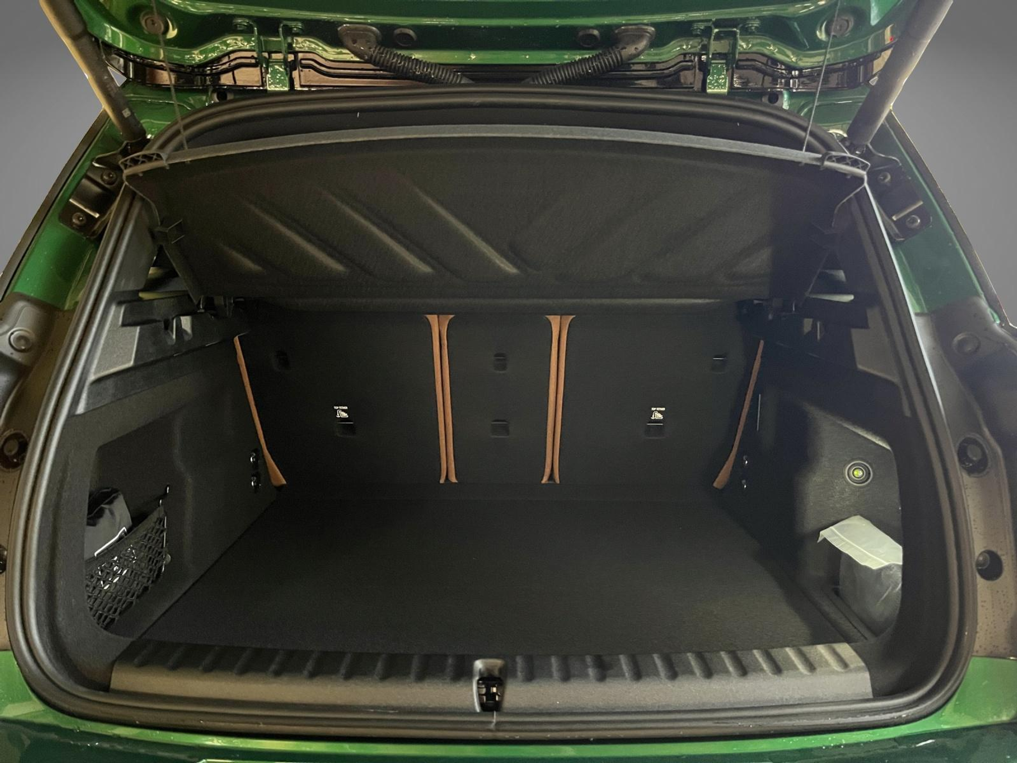 listing desktop thumbnail image 15