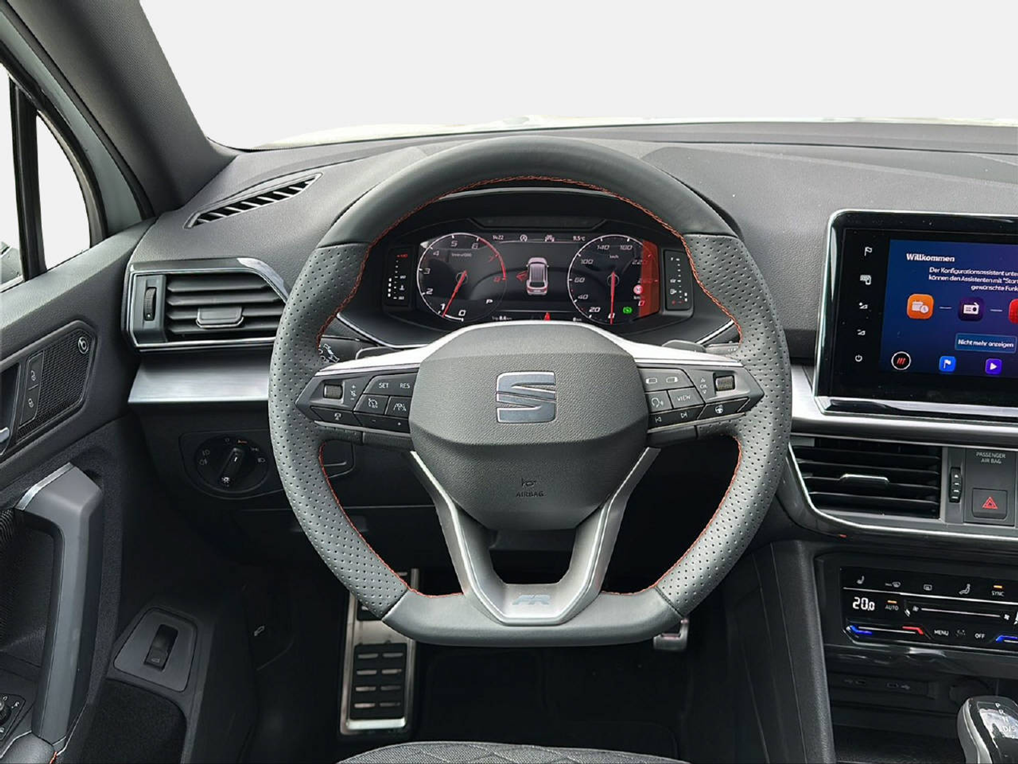 listing desktop thumbnail image 11