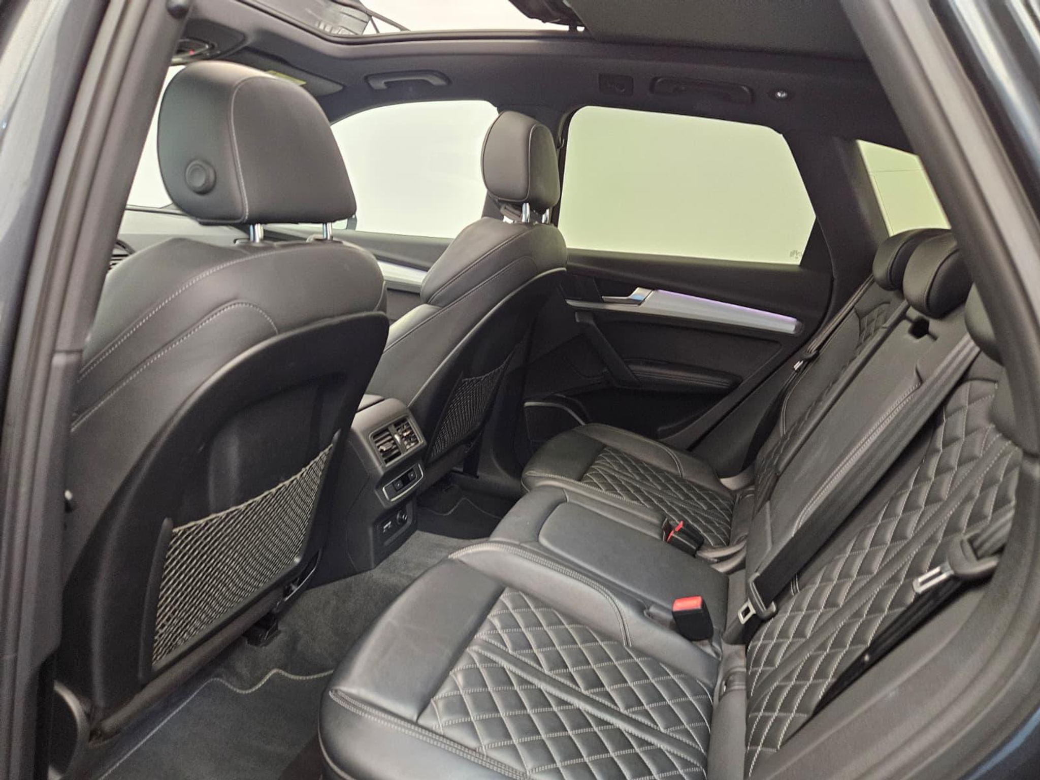 listing desktop thumbnail image 12