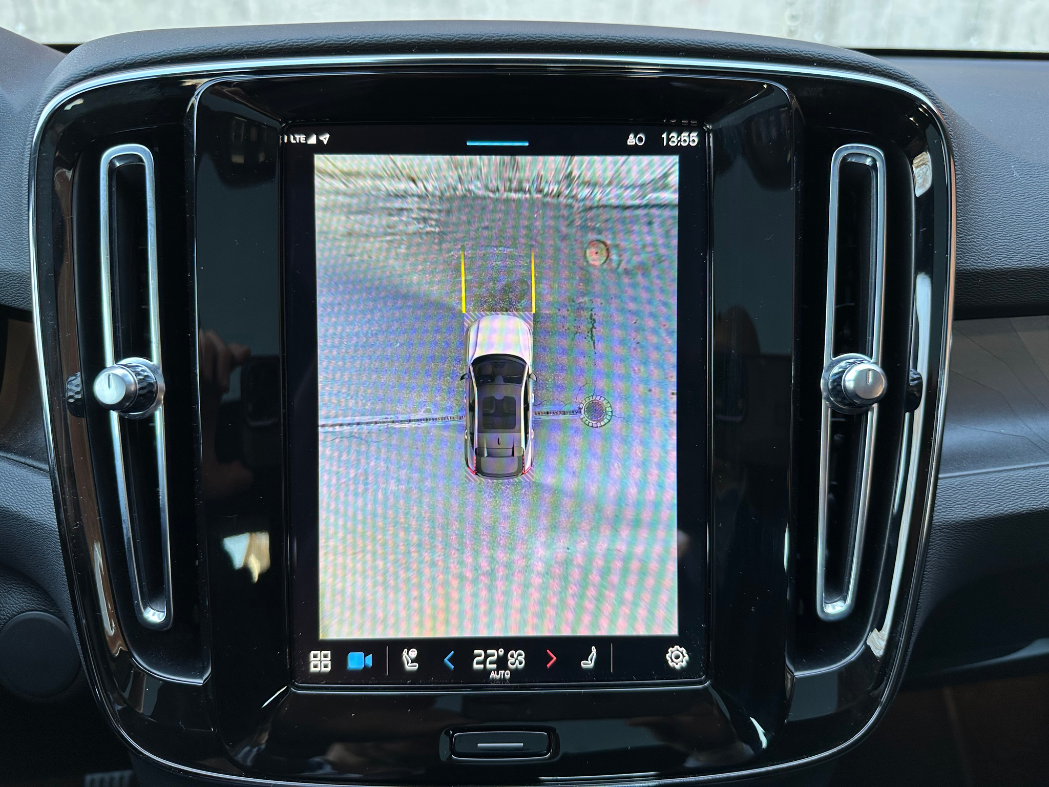 listing desktop thumbnail image 14