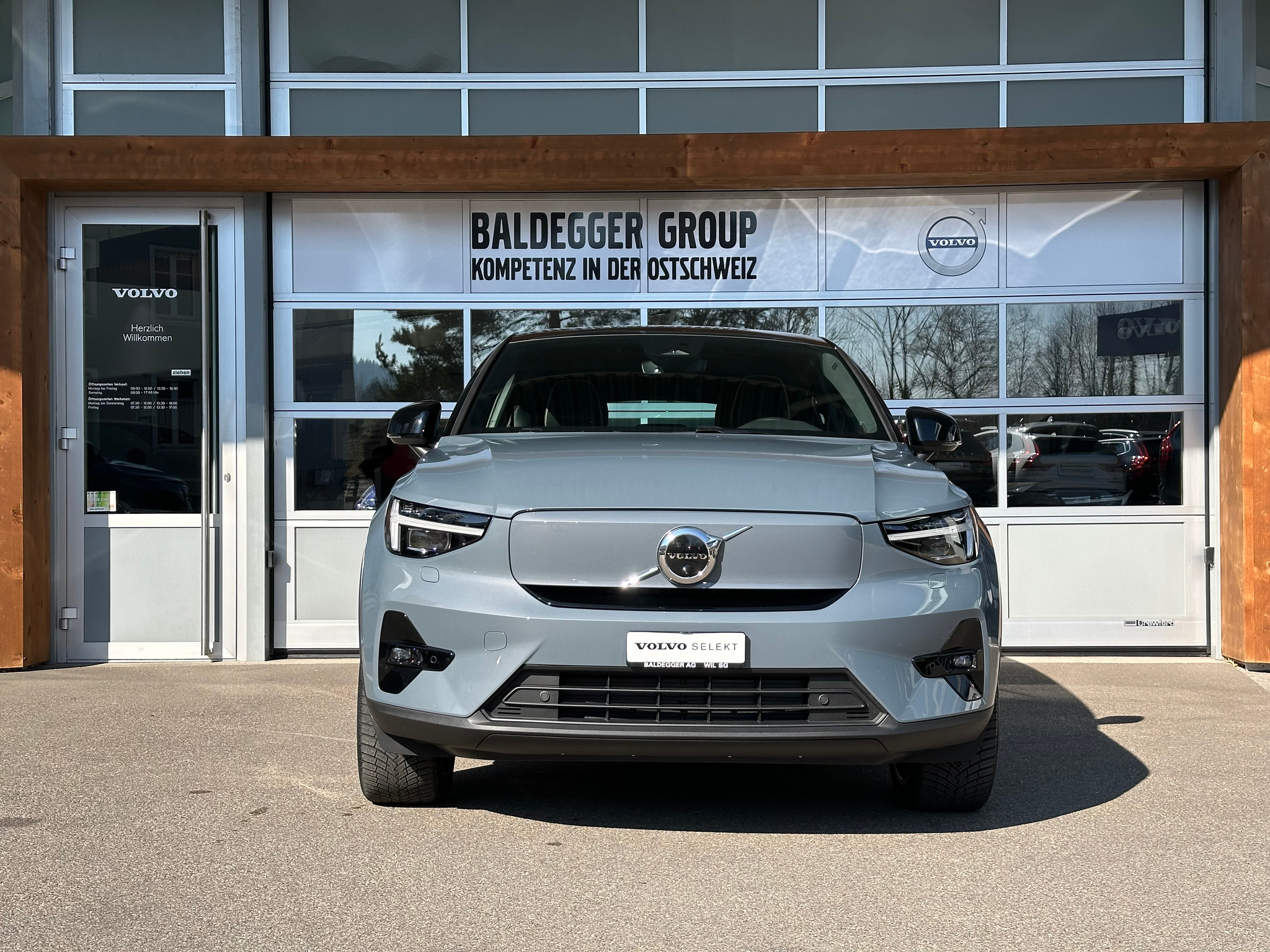 listing desktop thumbnail image 5