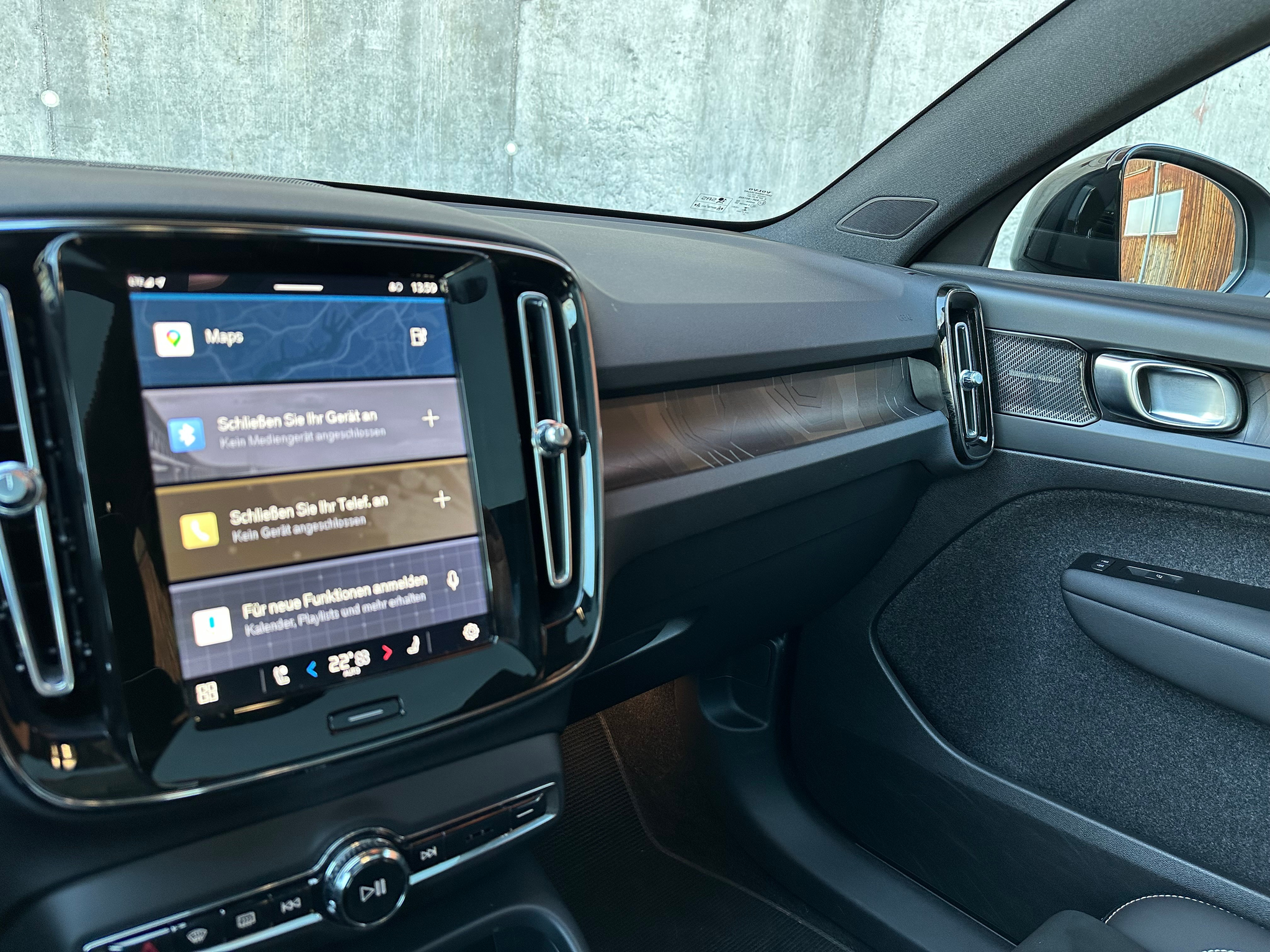 listing desktop thumbnail image 13