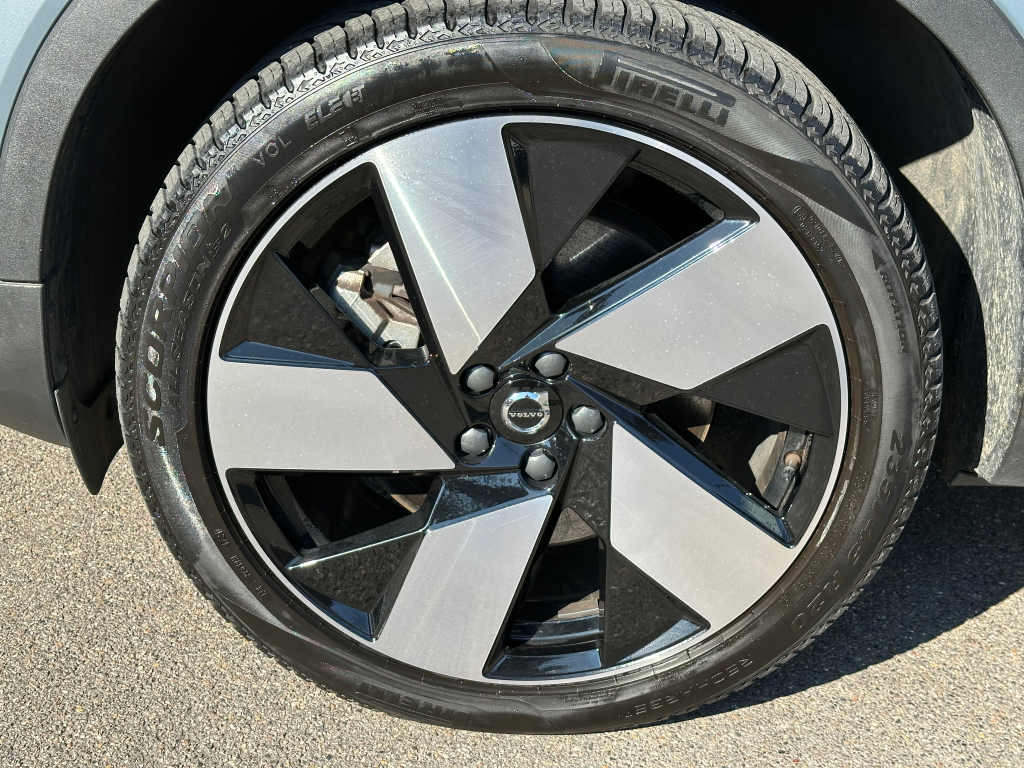 listing desktop thumbnail image 12