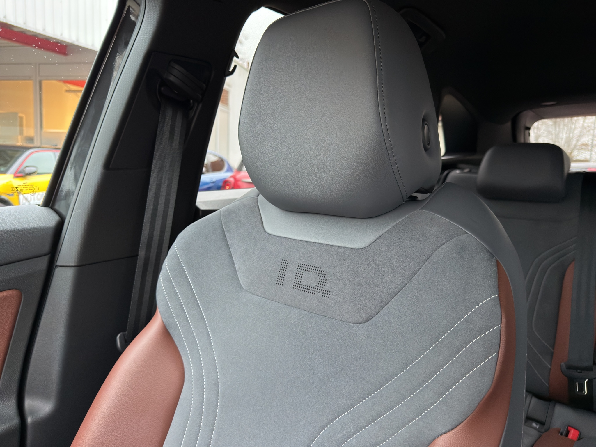 listing desktop thumbnail image 22