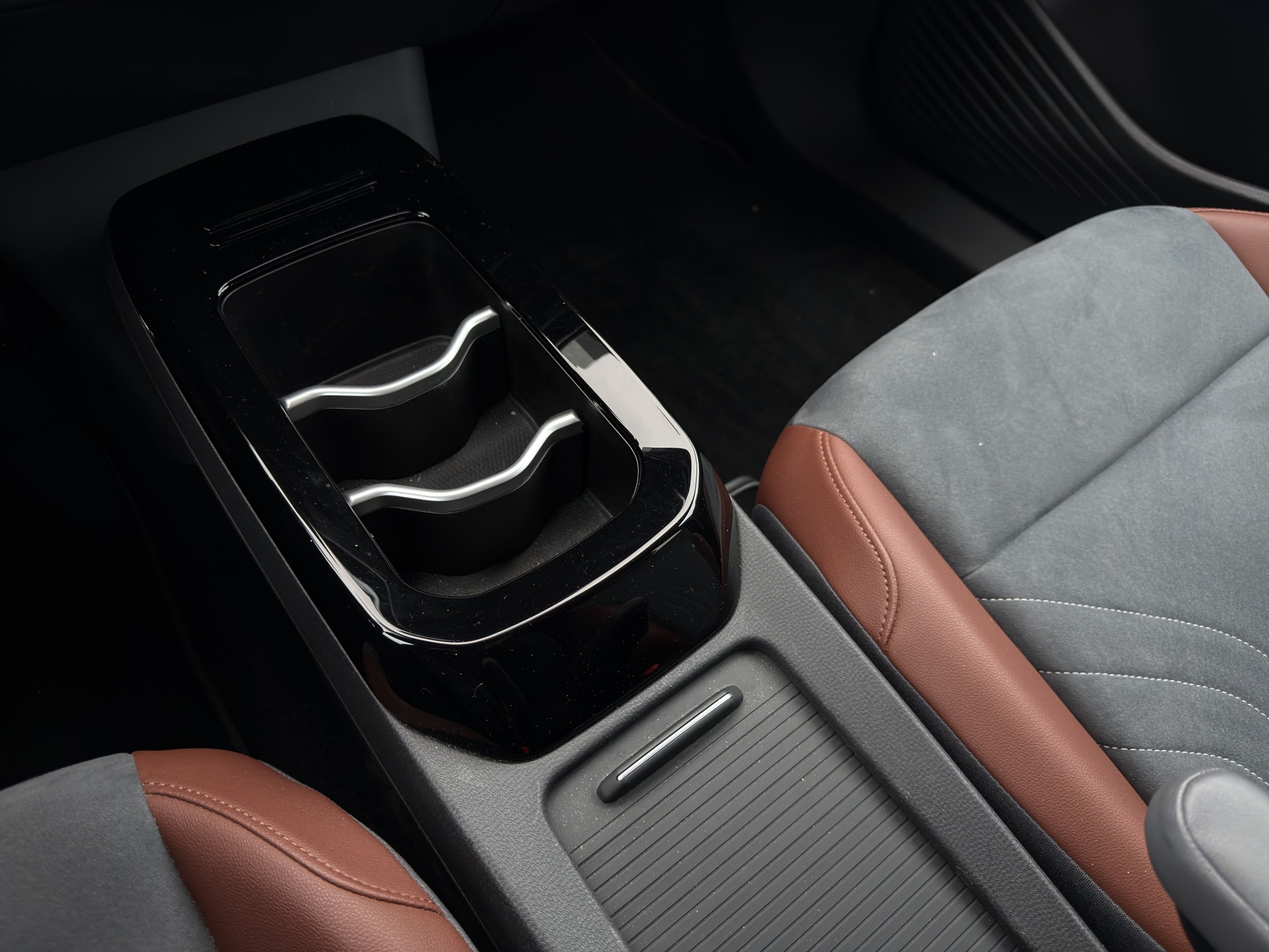 listing desktop thumbnail image 30