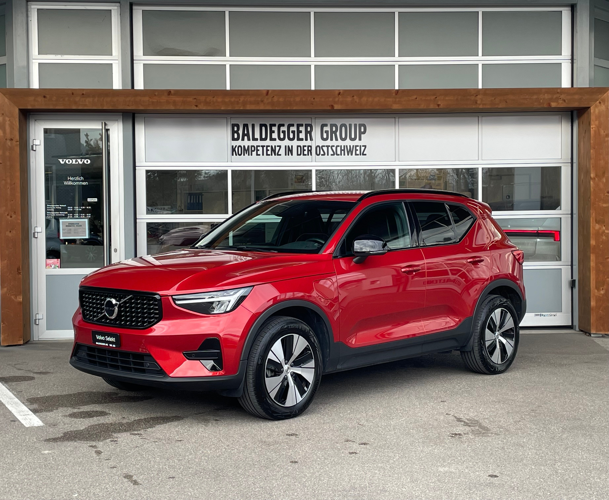 listing desktop thumbnail image 1