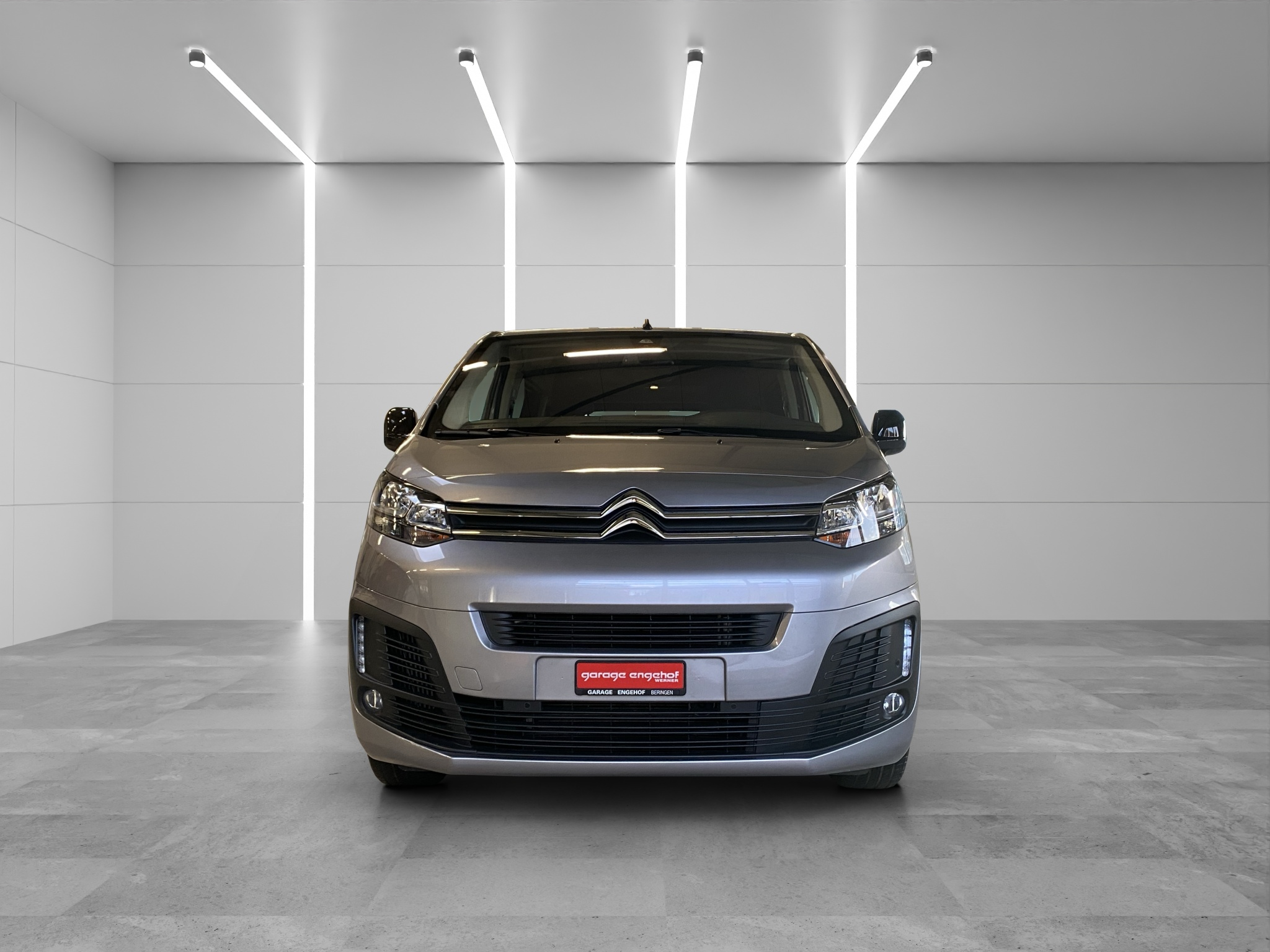 listing desktop thumbnail image 1