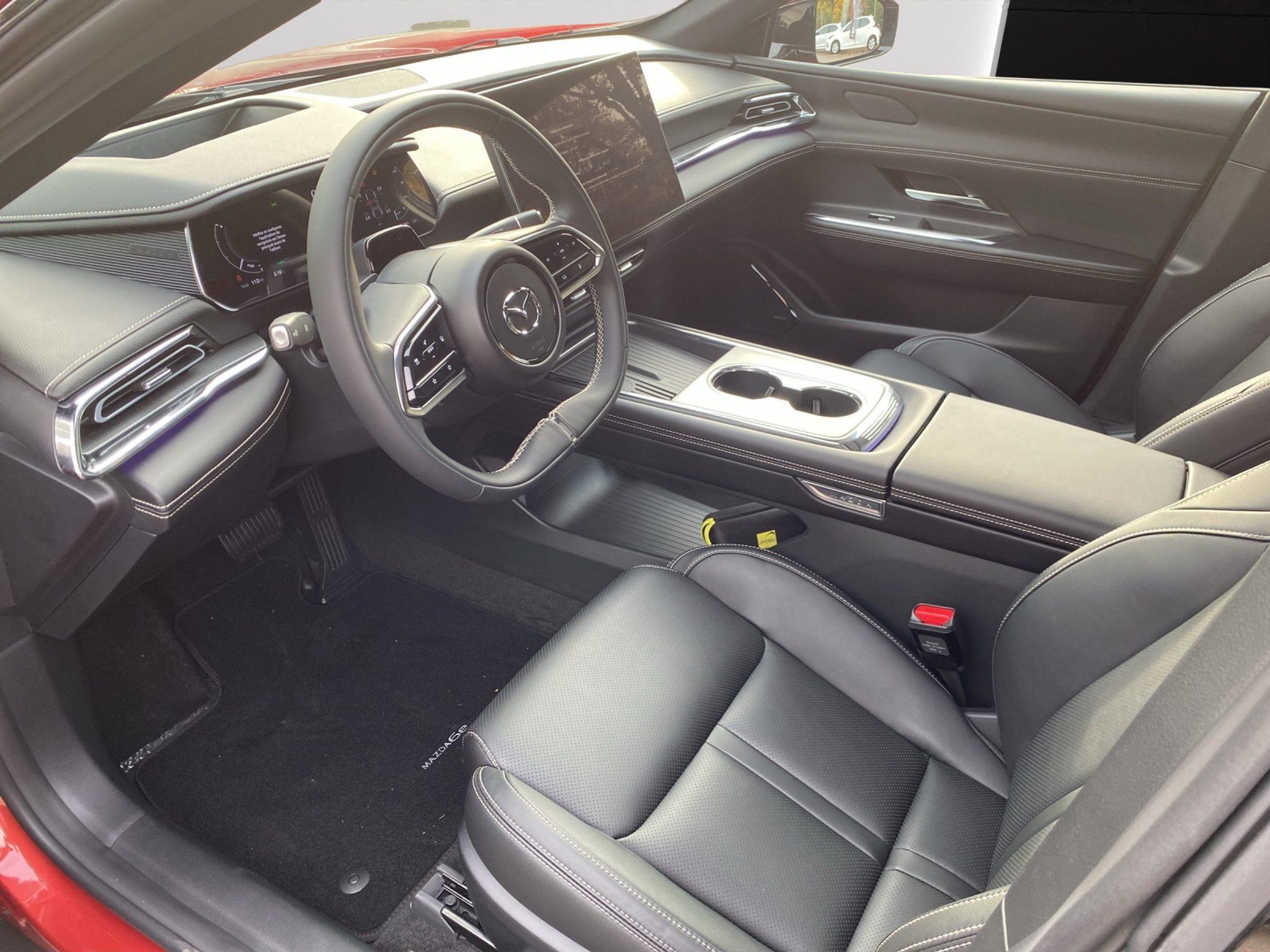 listing desktop thumbnail image 4