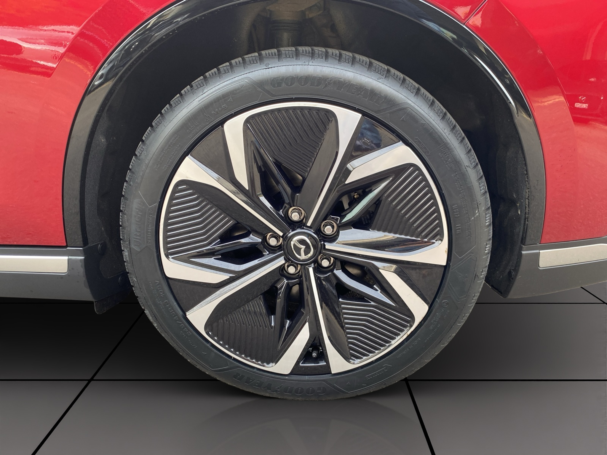 listing desktop thumbnail image 6