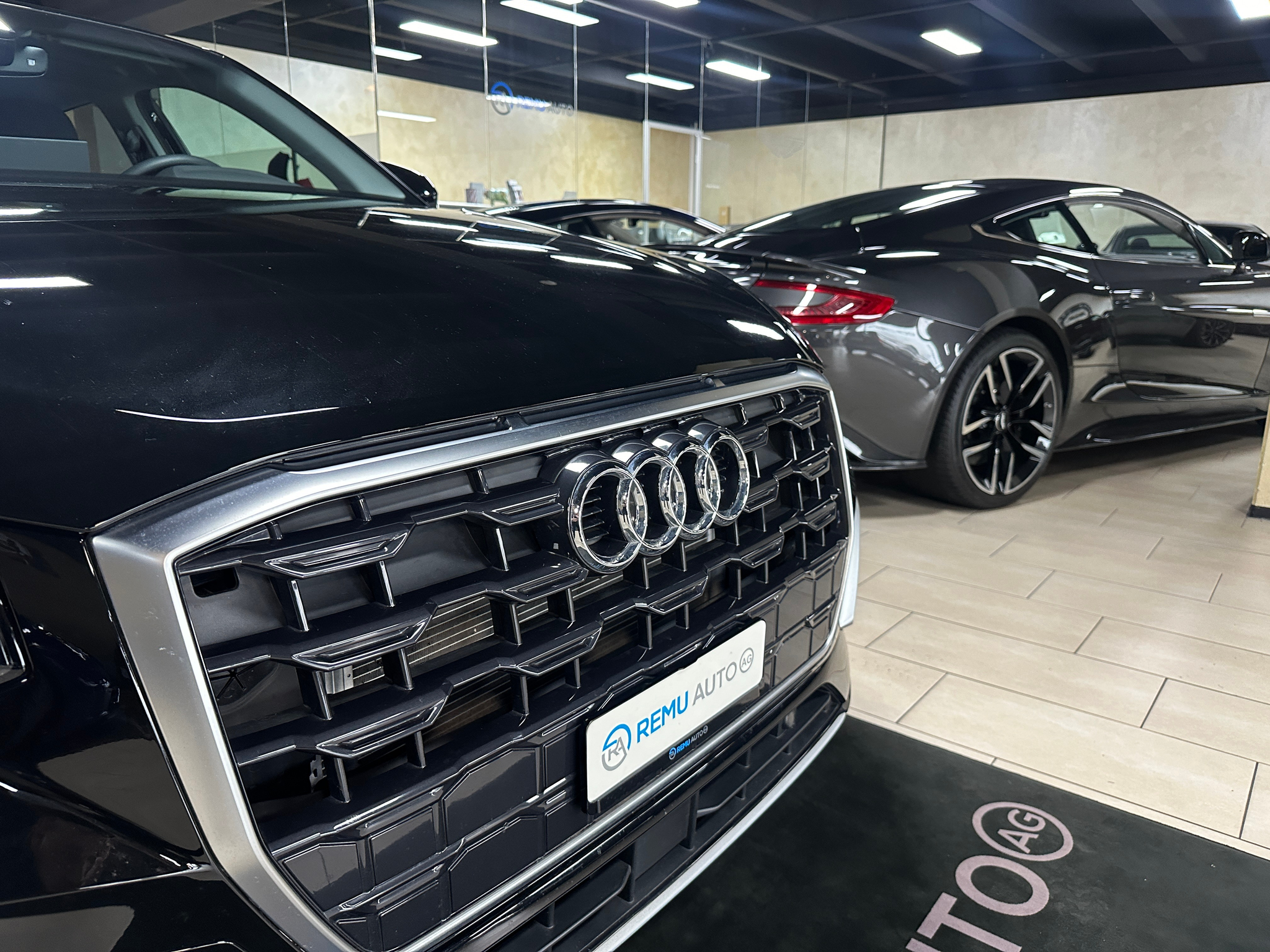 listing desktop thumbnail image 8