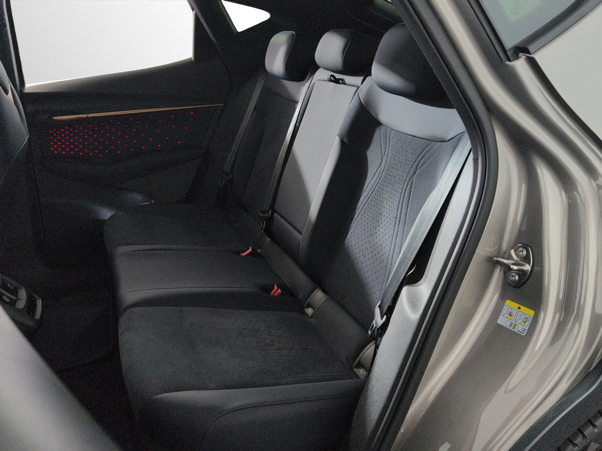 listing desktop thumbnail image 7