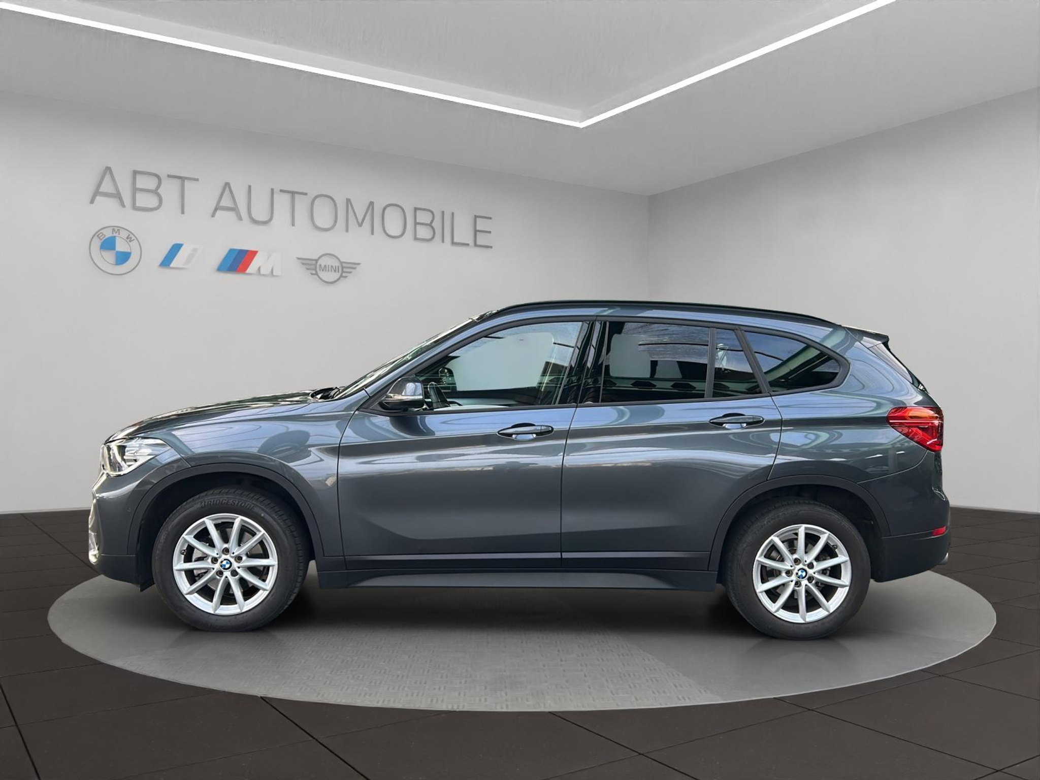 listing desktop thumbnail image 2