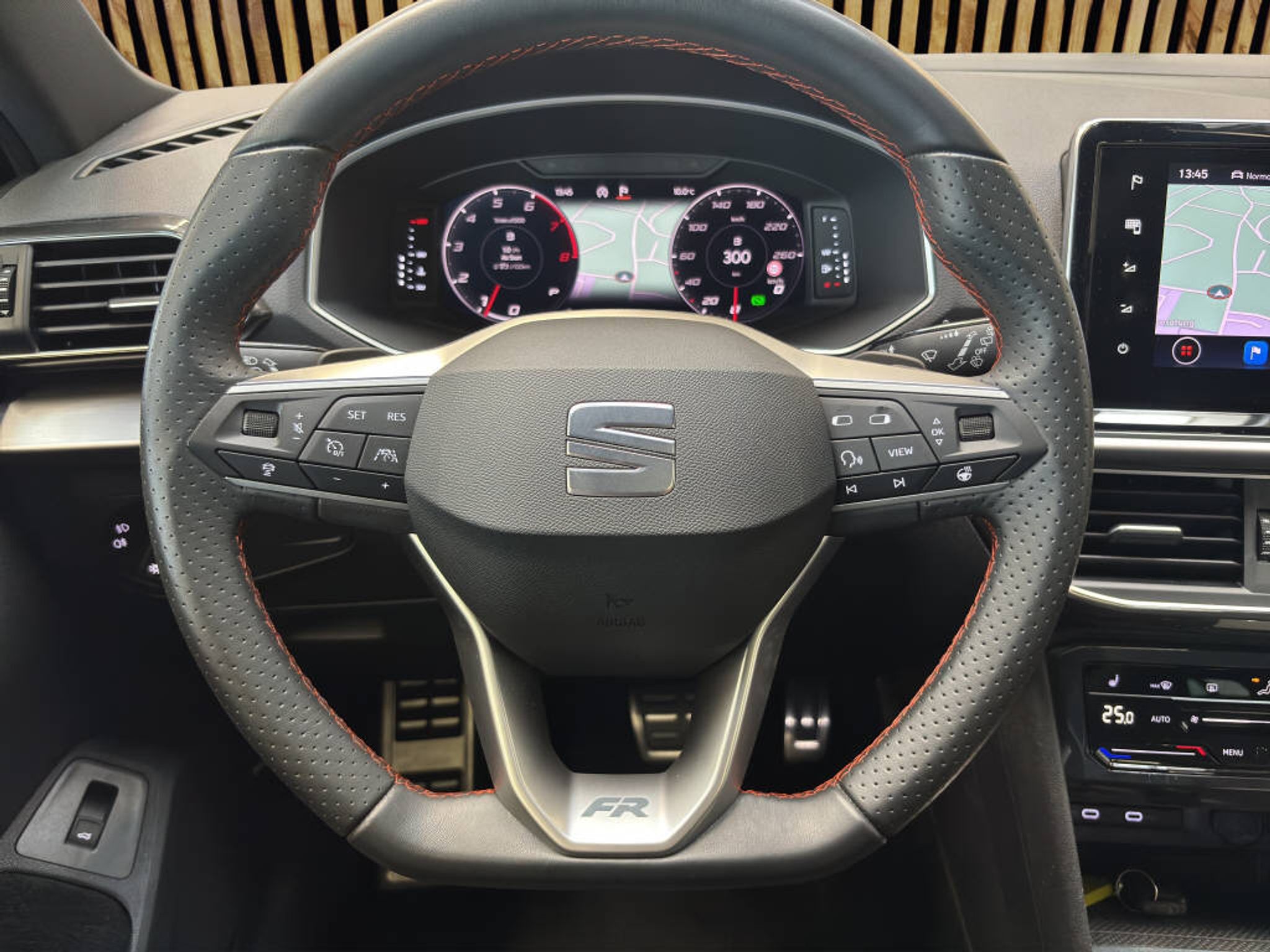 listing desktop thumbnail image 8