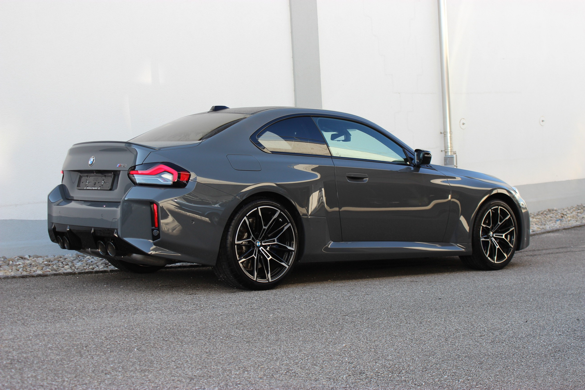 listing desktop thumbnail image 0