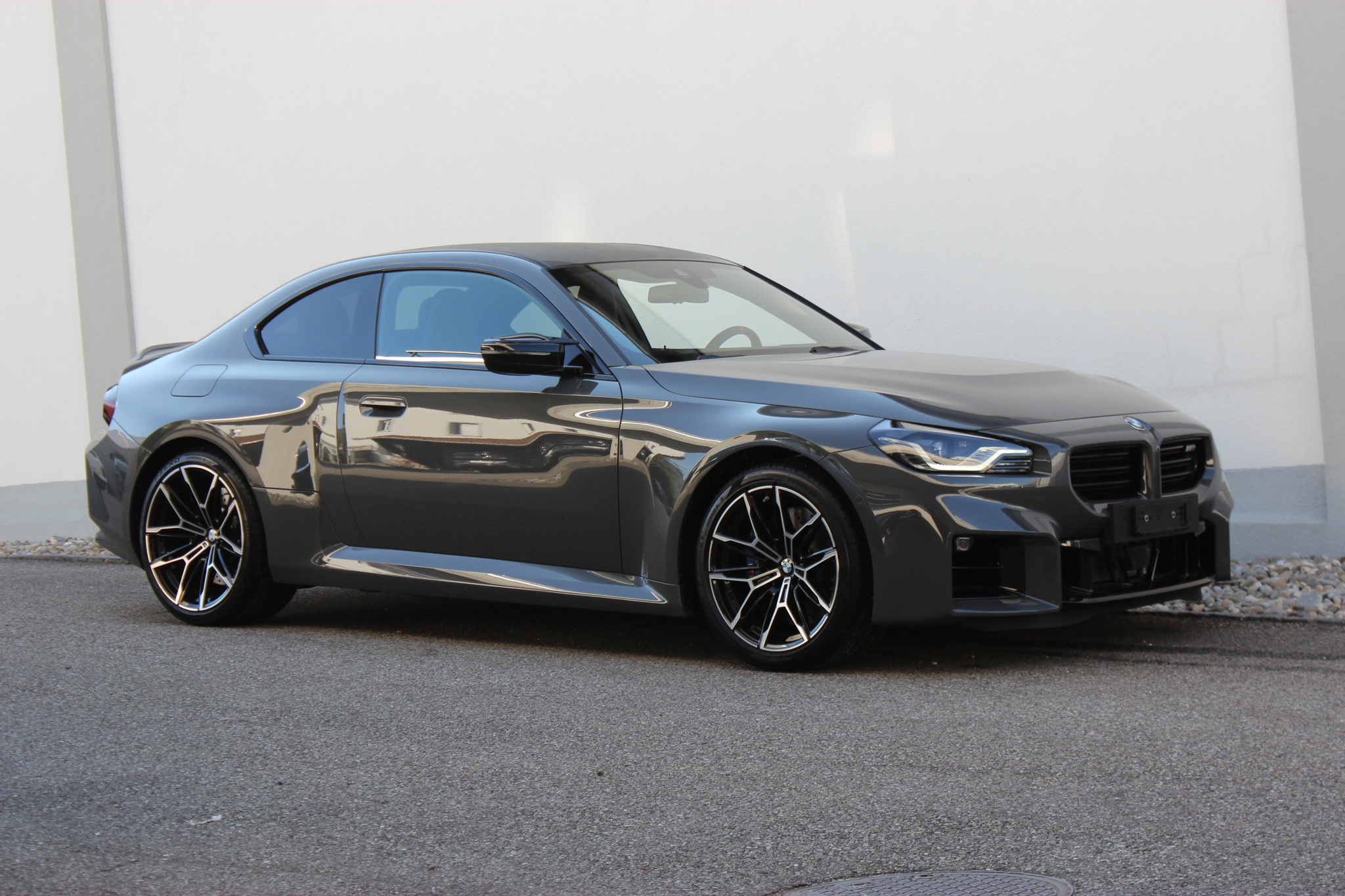 listing desktop thumbnail image 4