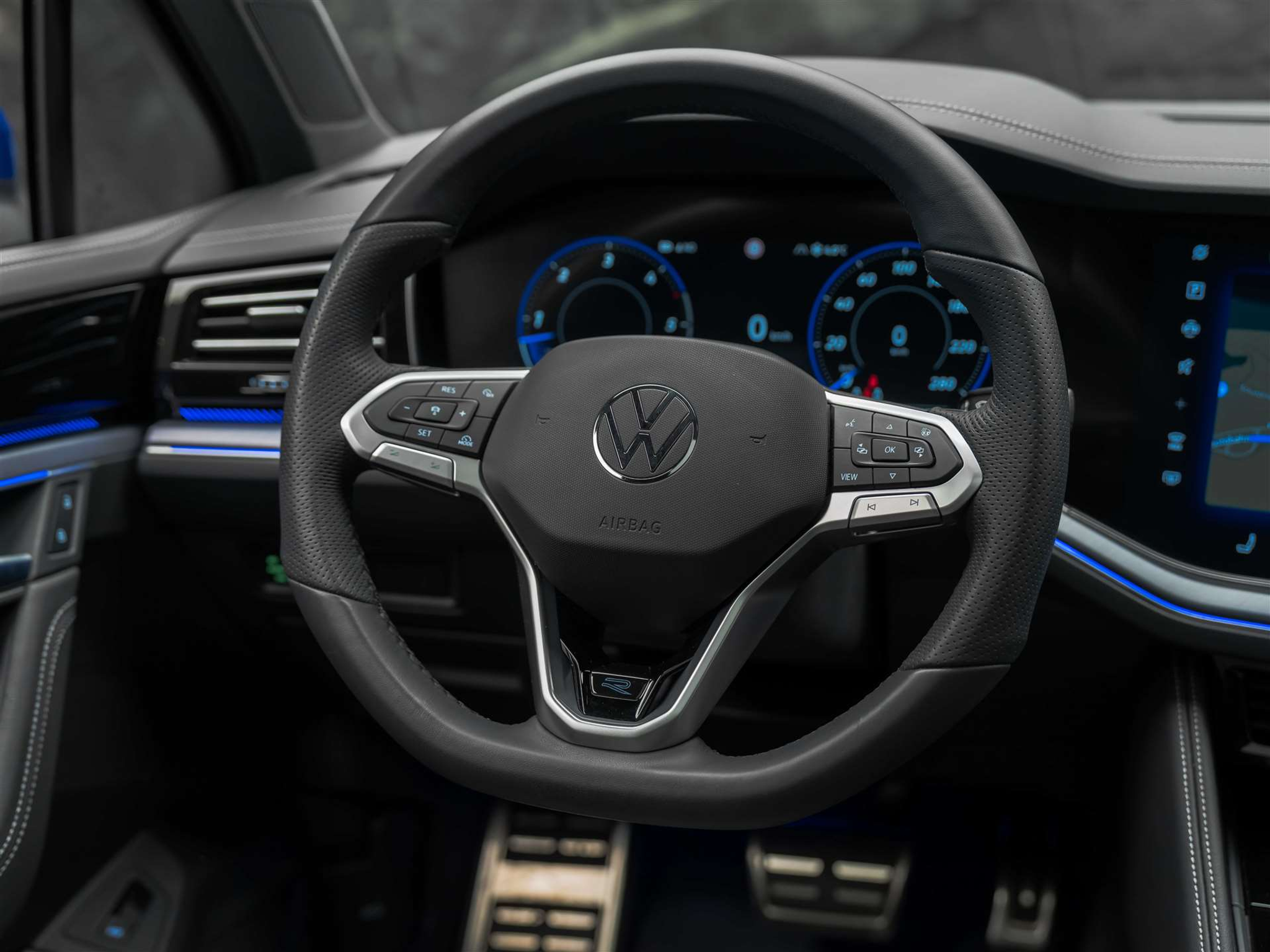 listing desktop thumbnail image 31