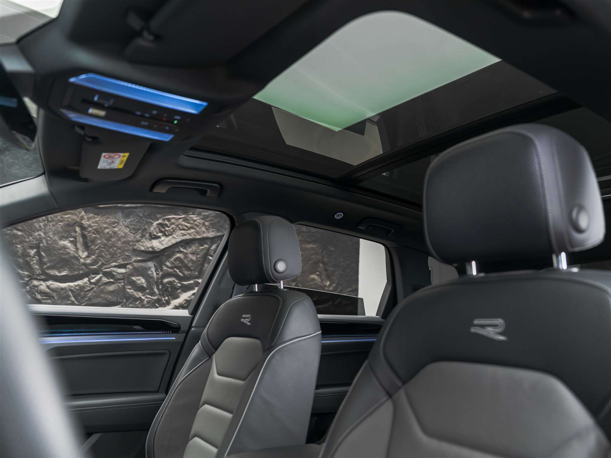 listing desktop thumbnail image 11