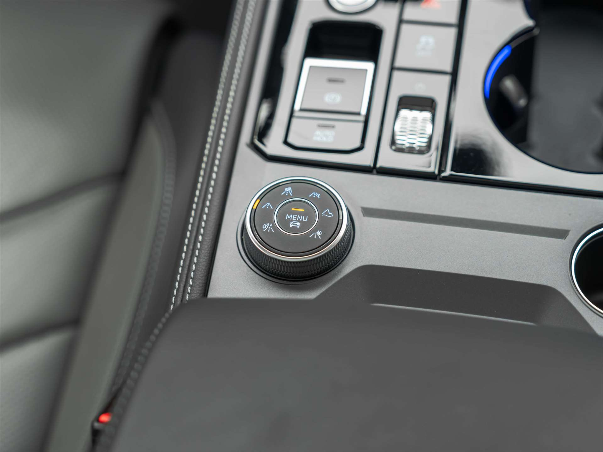 listing desktop thumbnail image 34