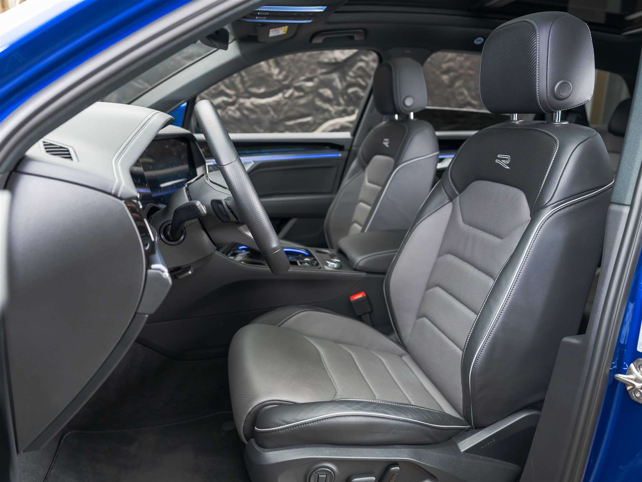 listing desktop thumbnail image 10