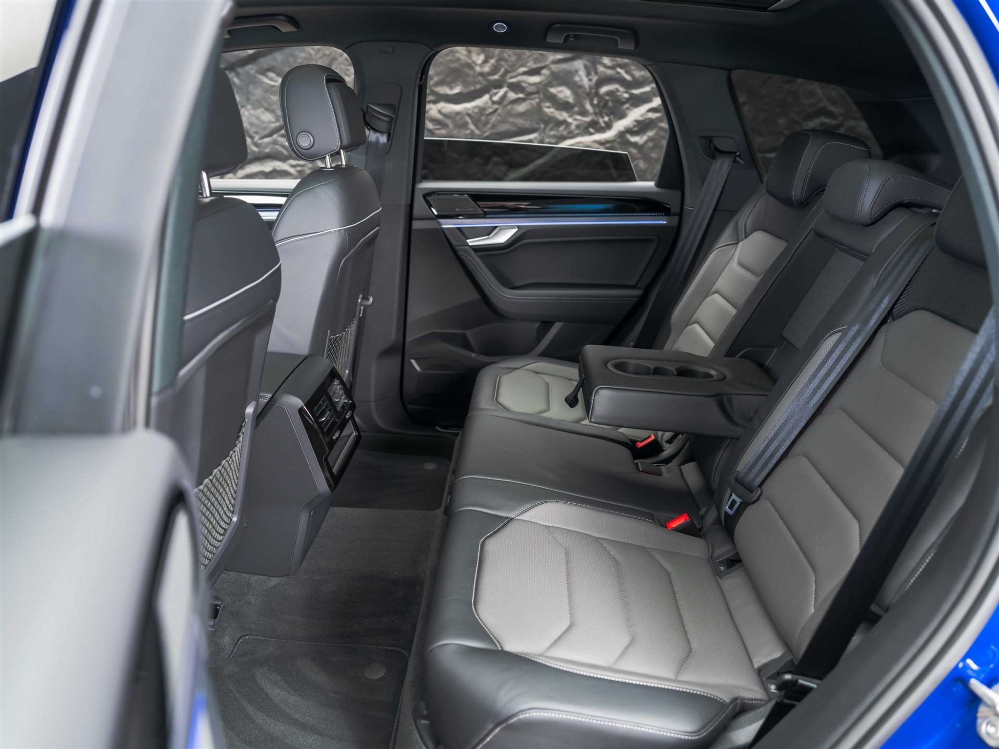 listing desktop thumbnail image 14