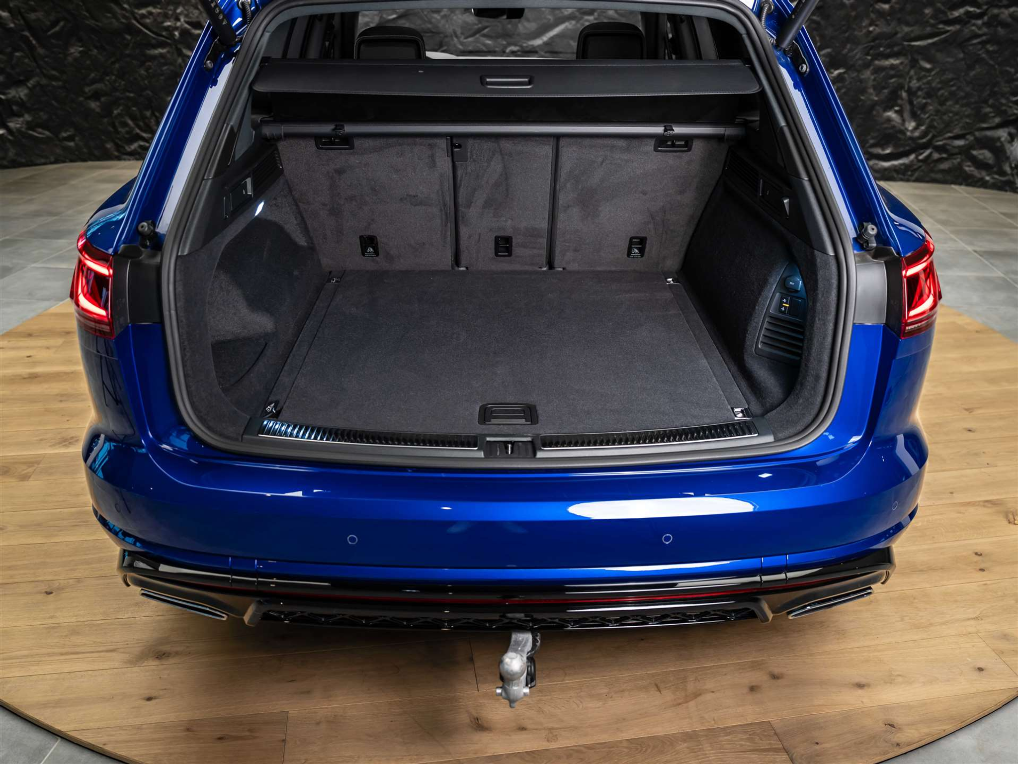 listing desktop thumbnail image 57