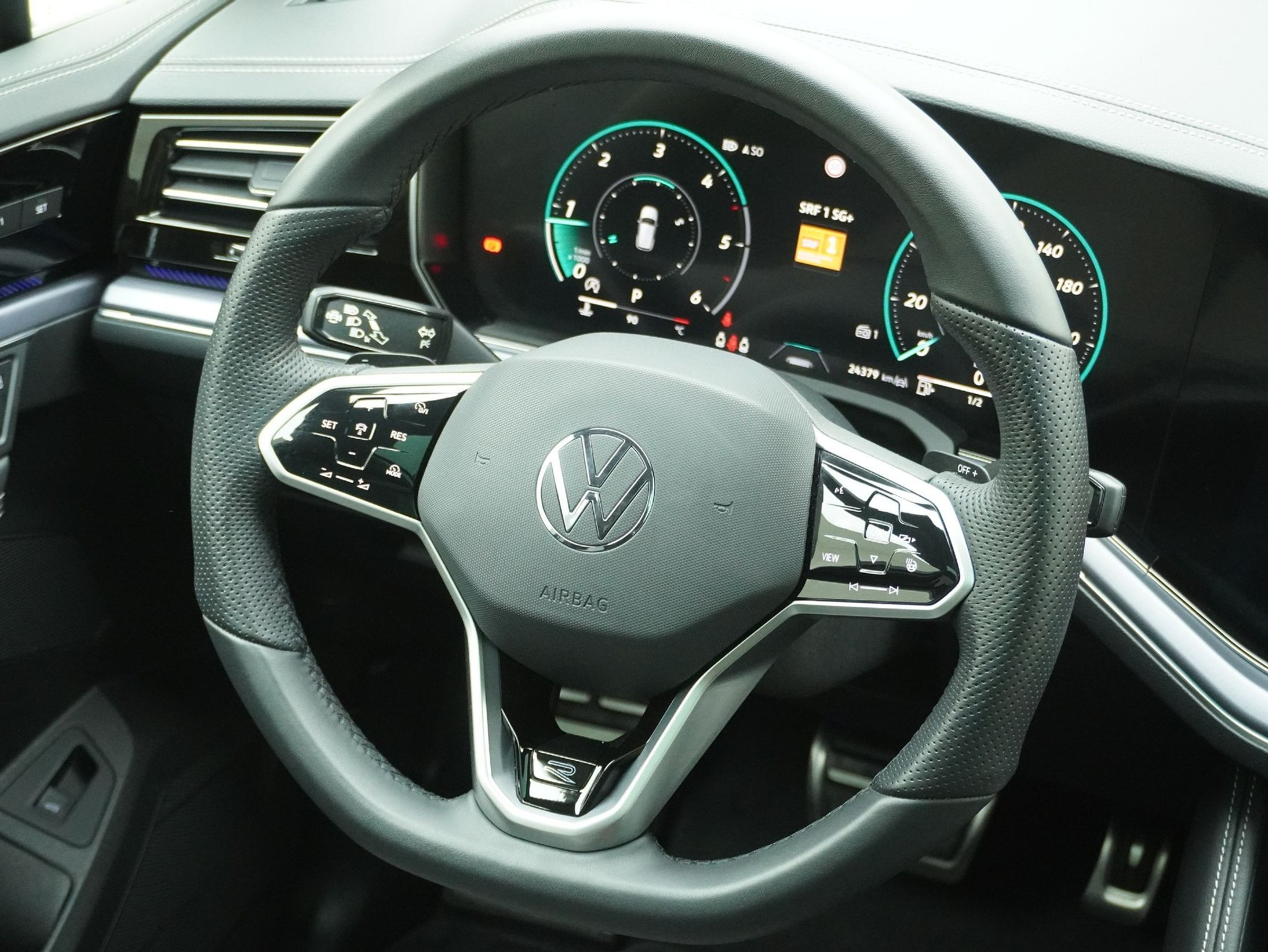 listing desktop thumbnail image 11