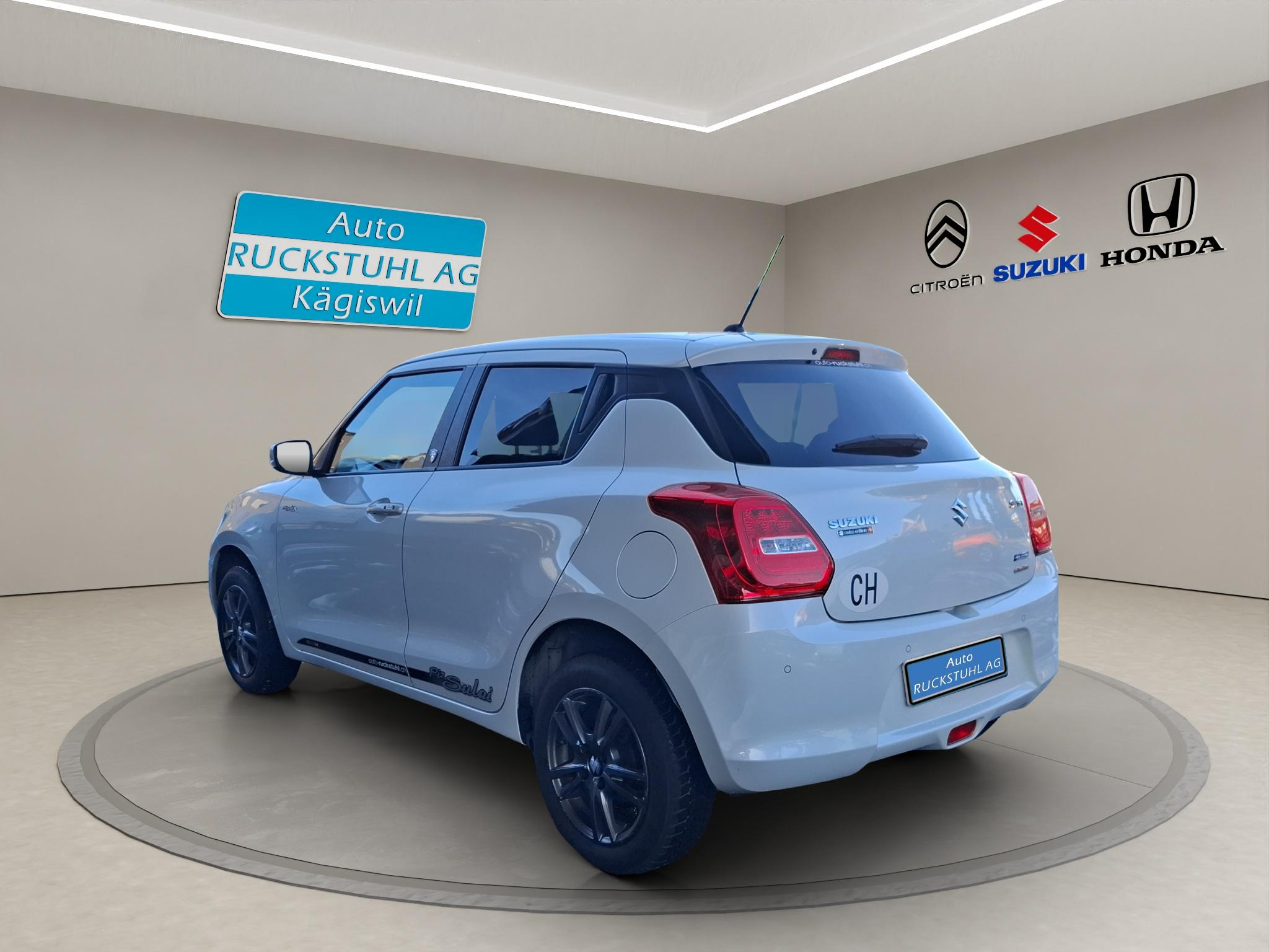 listing desktop thumbnail image 4