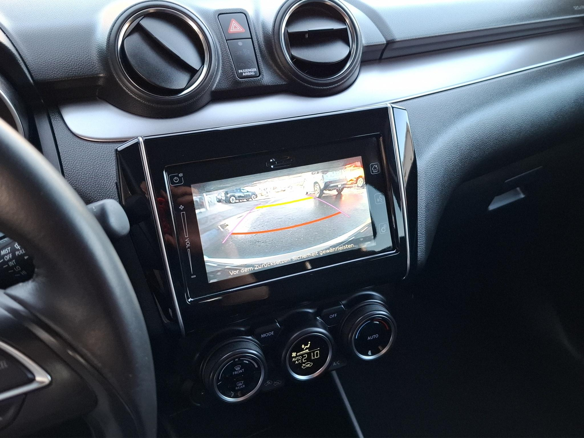 listing desktop thumbnail image 7