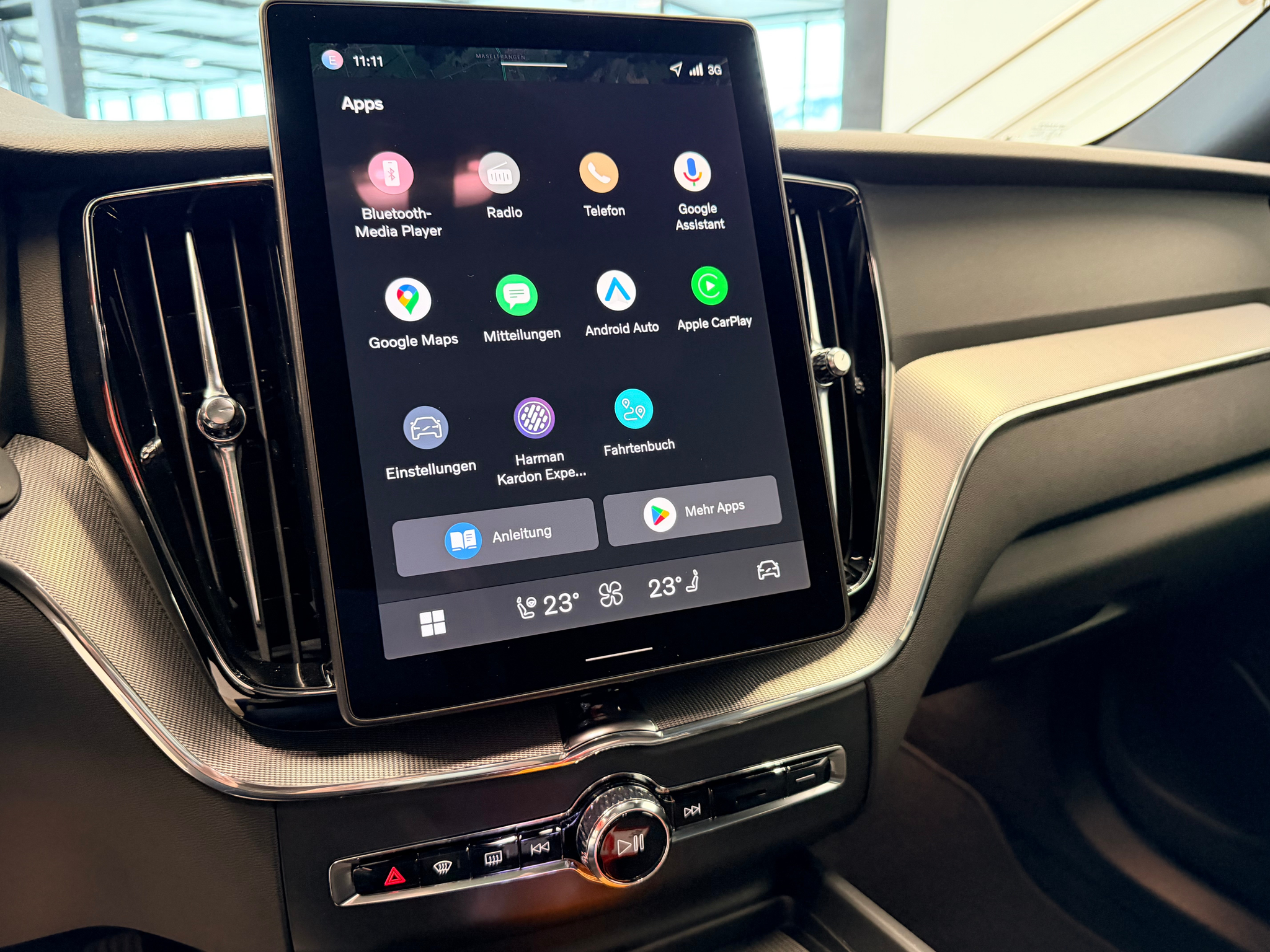 listing desktop thumbnail image 25