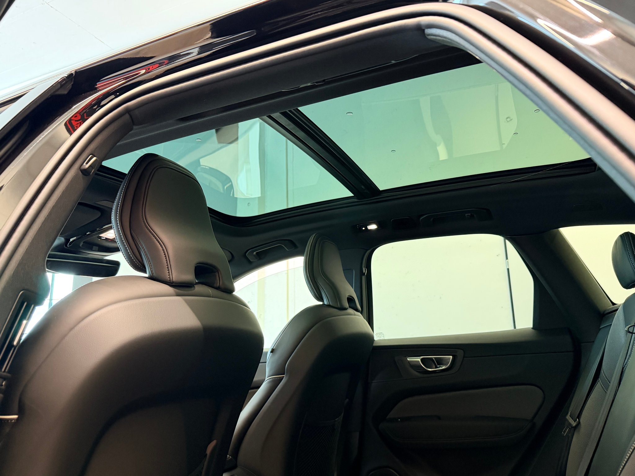 listing desktop thumbnail image 16