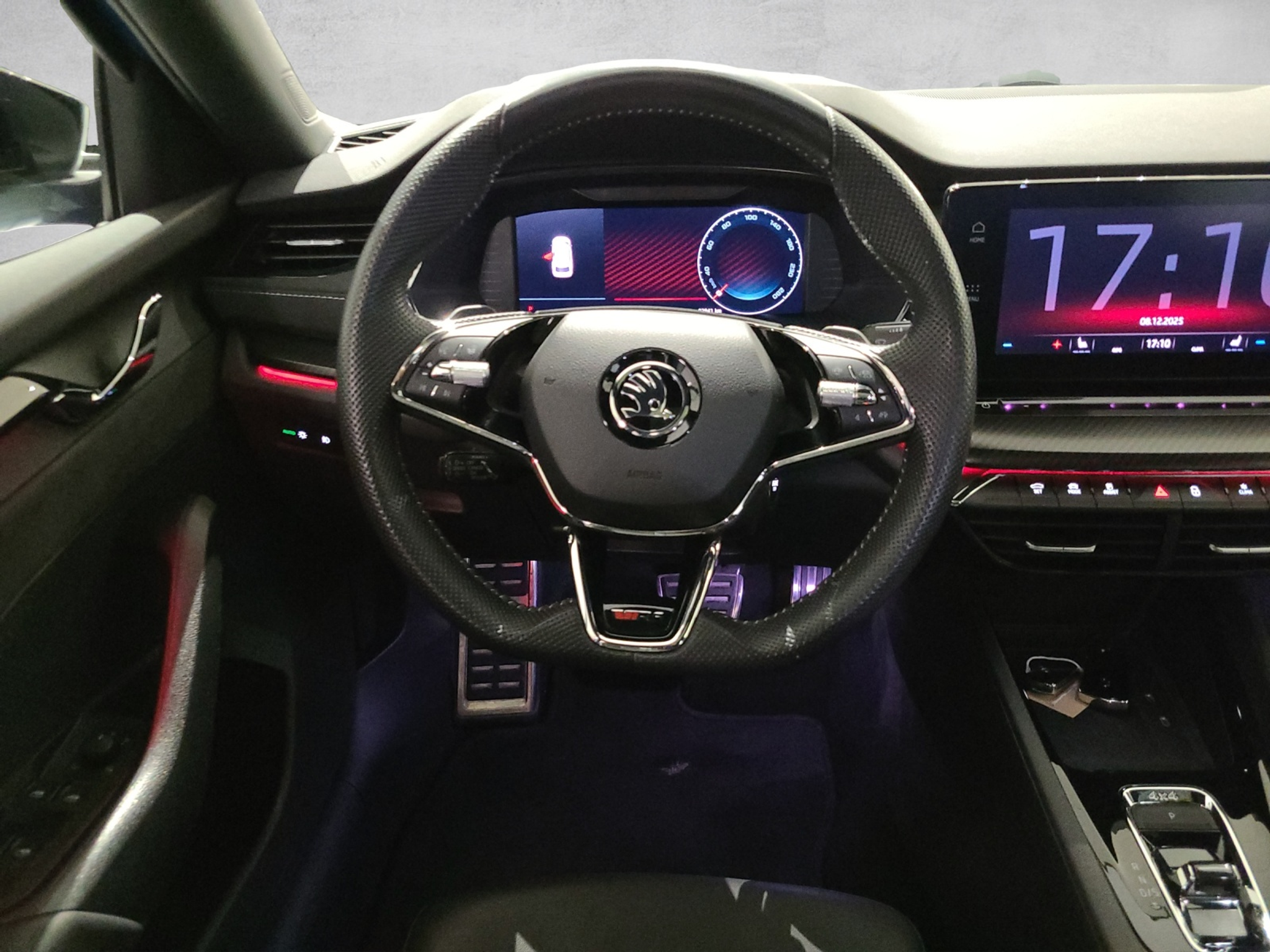 listing desktop thumbnail image 12