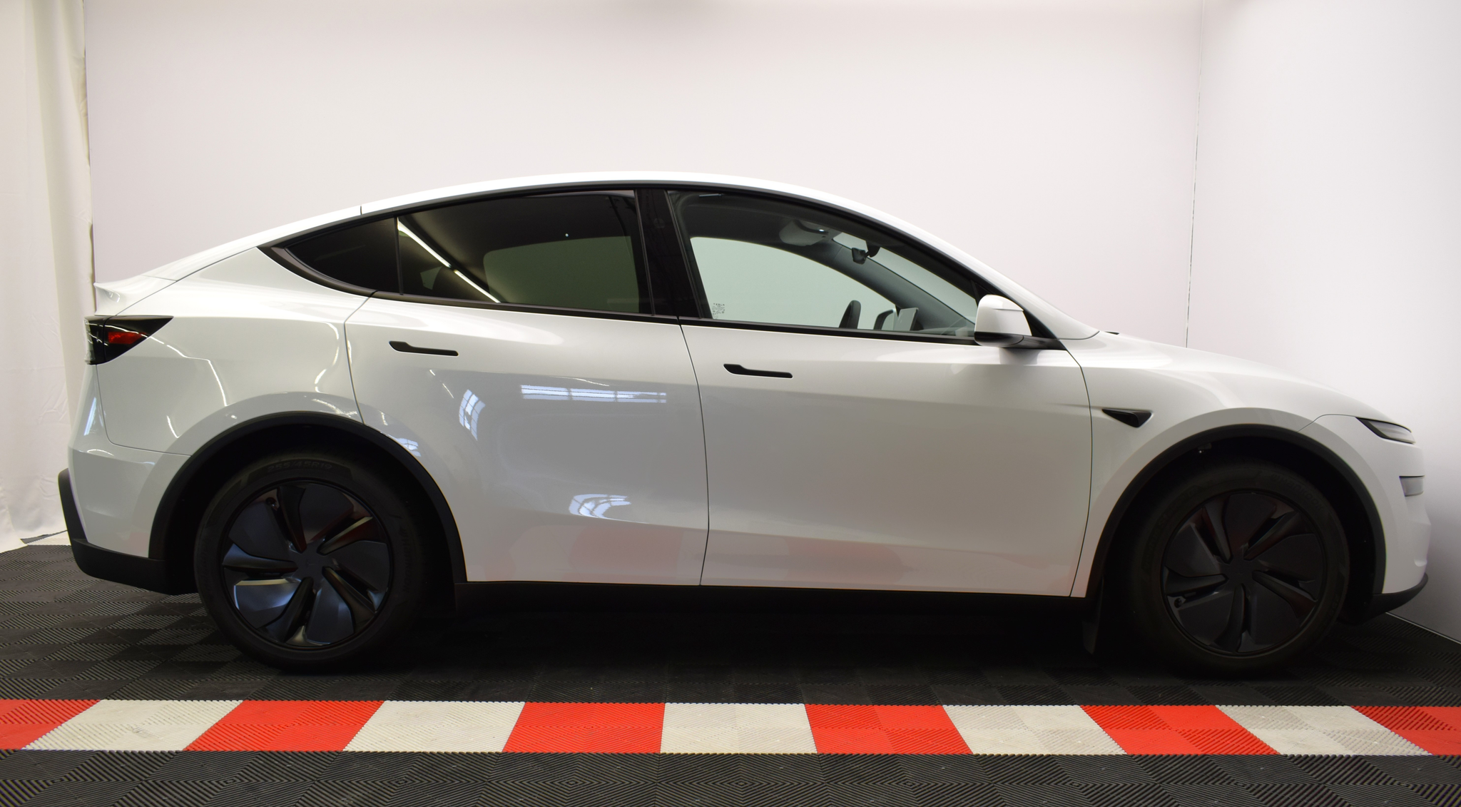 listing desktop thumbnail image 13