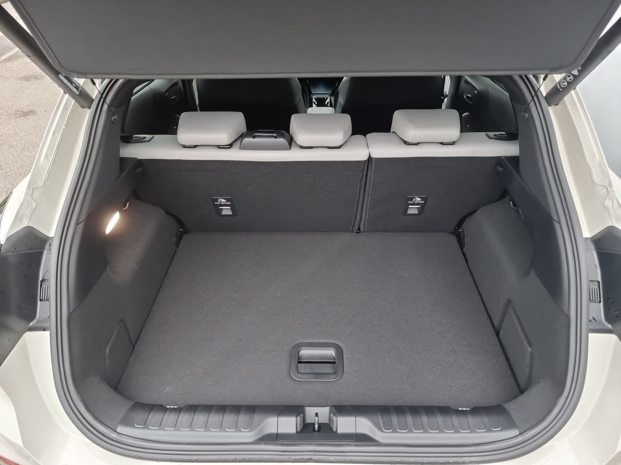 listing desktop thumbnail image 14