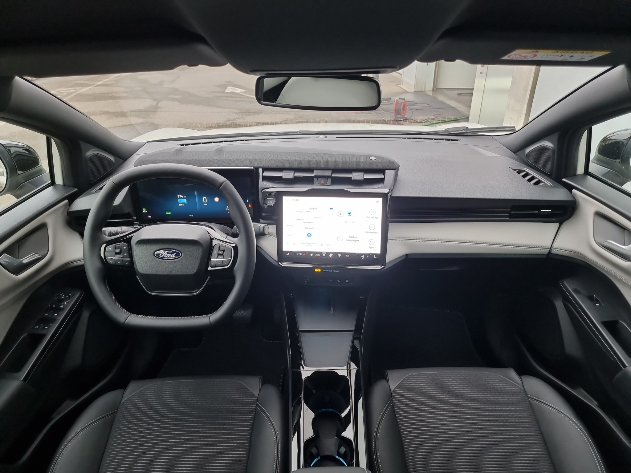 listing desktop thumbnail image 5