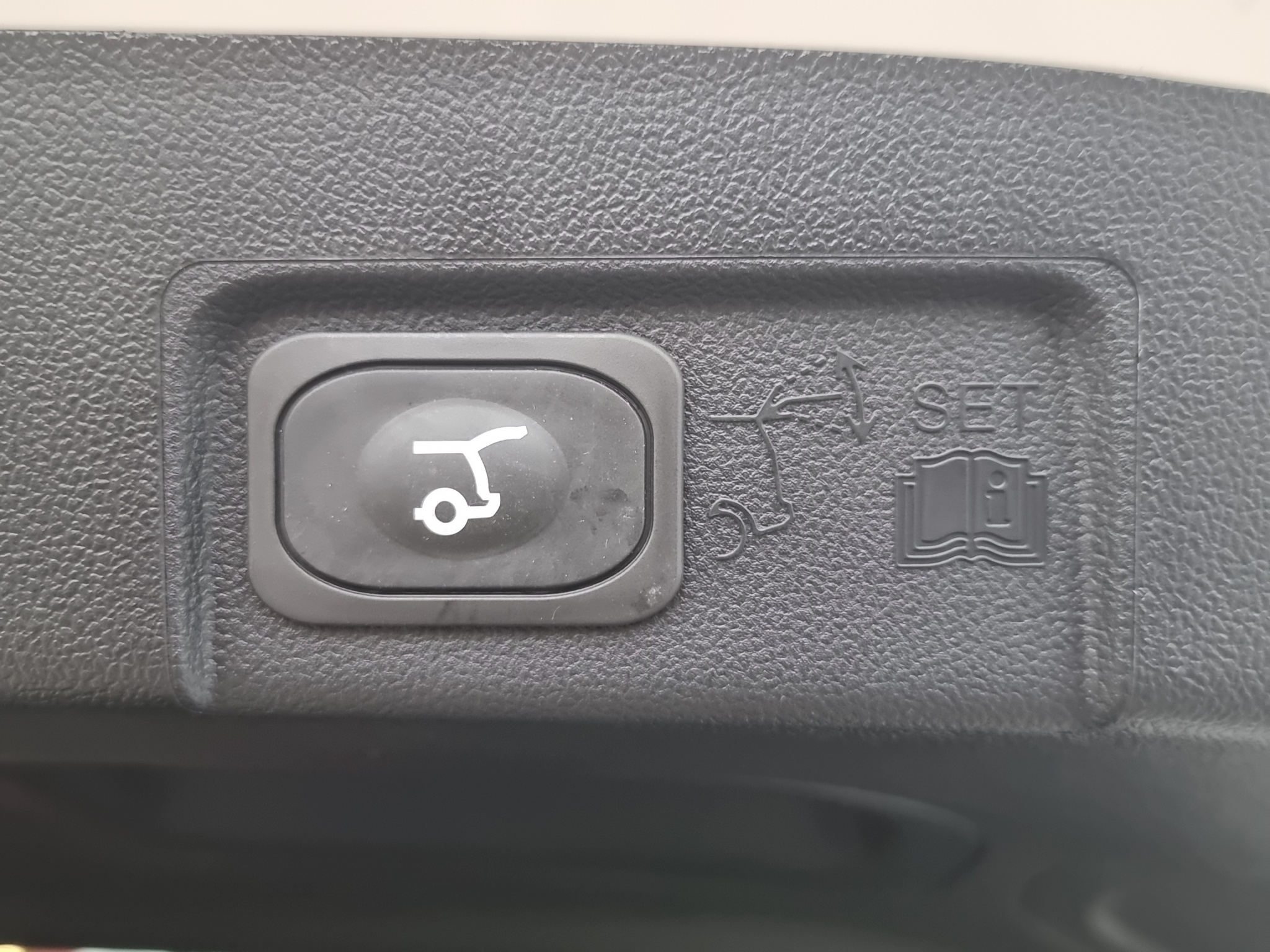 listing desktop thumbnail image 13