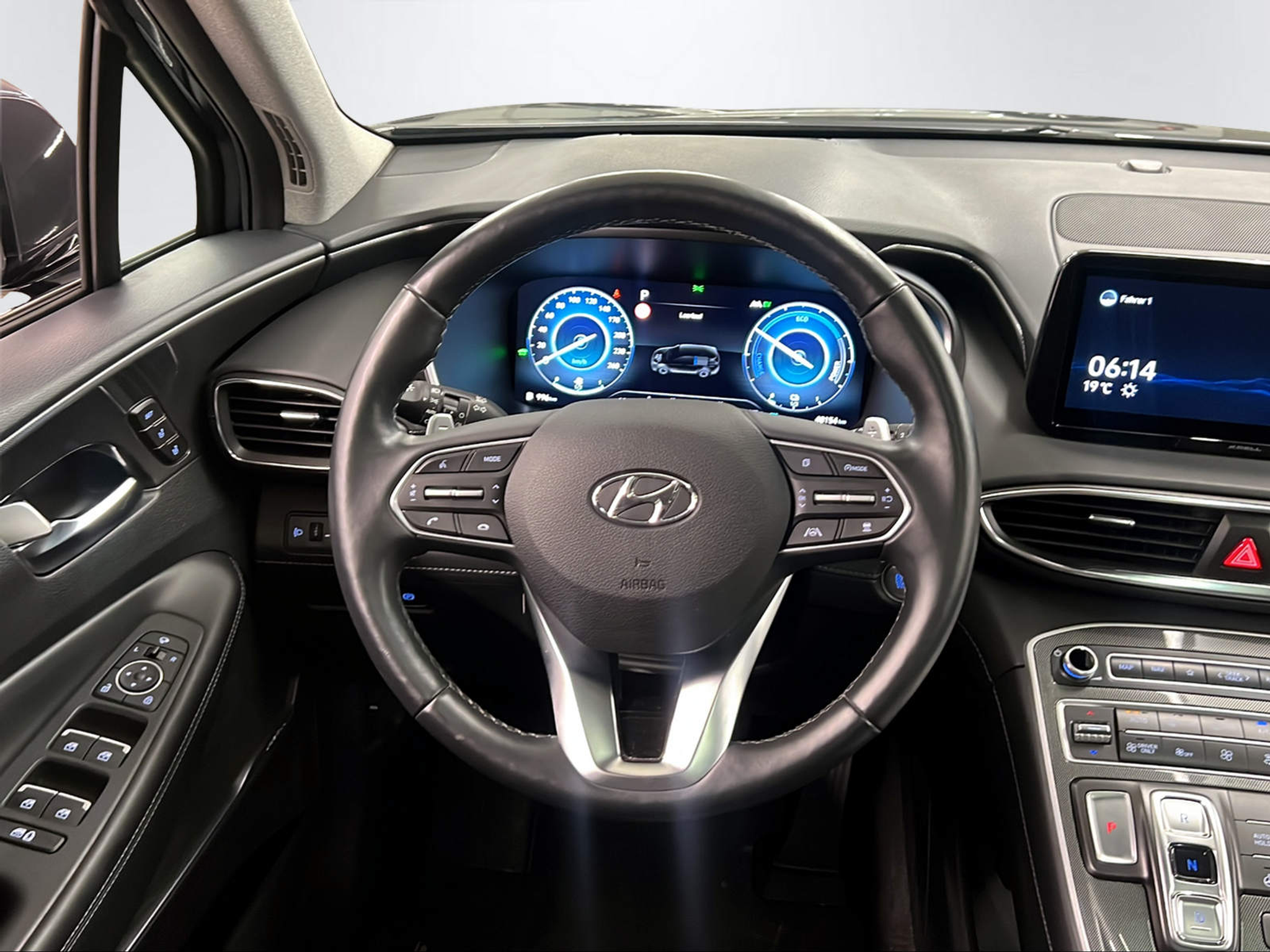 listing desktop thumbnail image 12