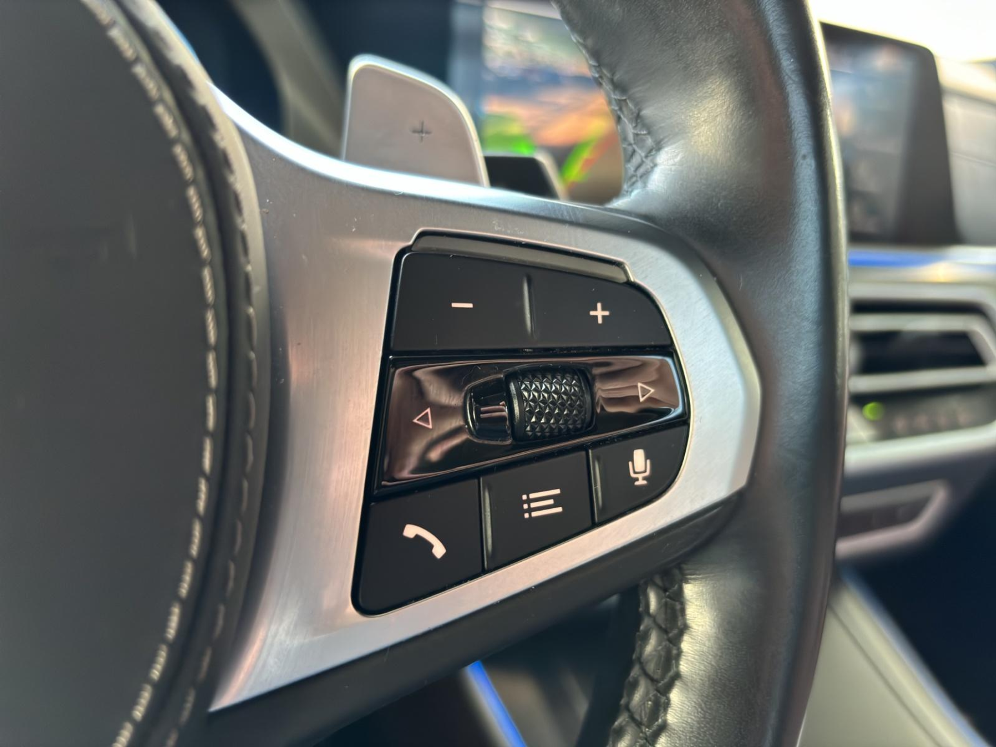 listing desktop thumbnail image 17