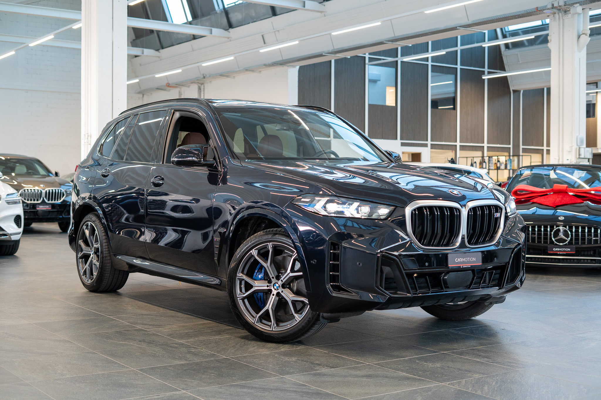 listing desktop thumbnail image 2