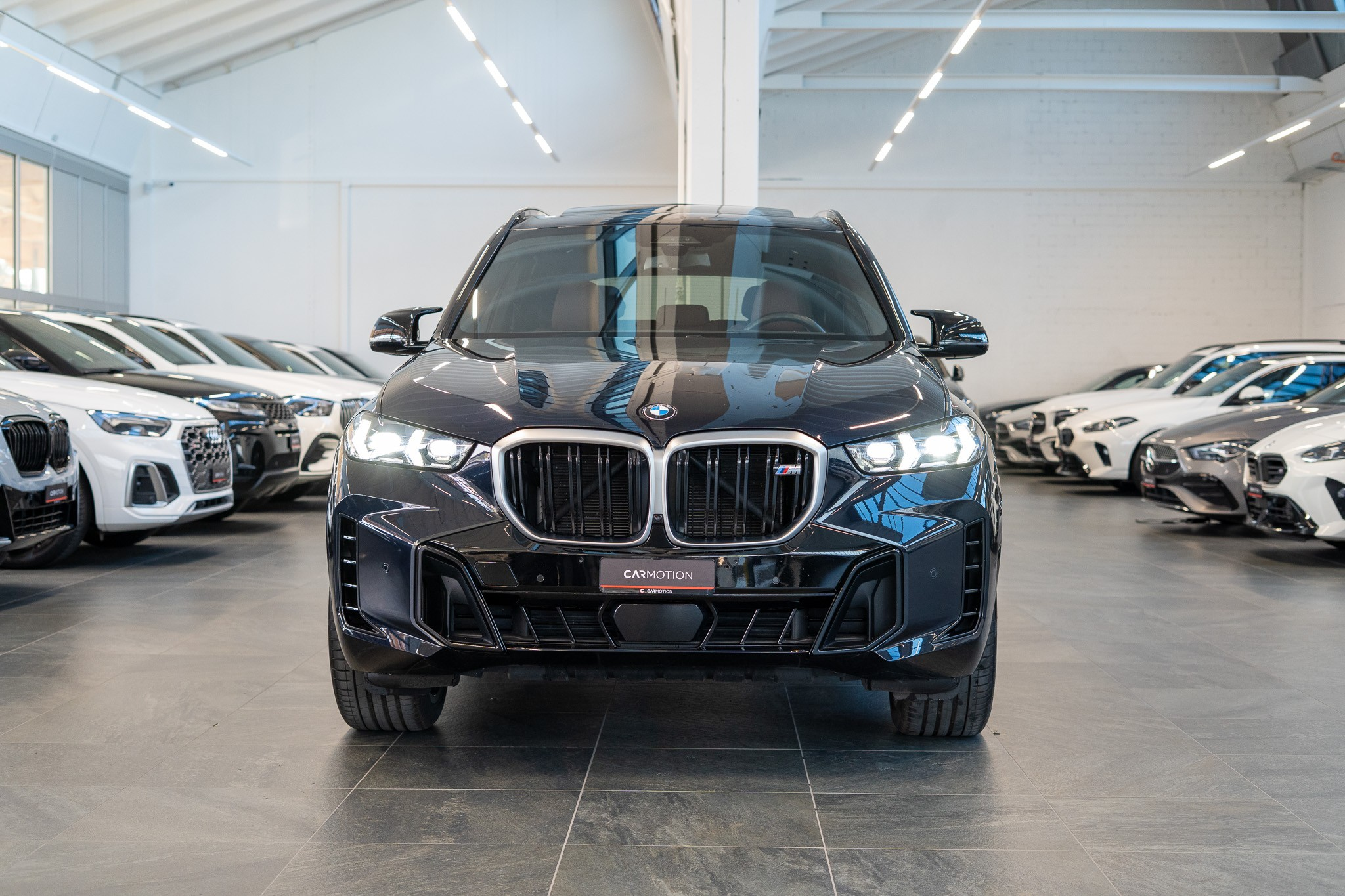 listing desktop thumbnail image 1