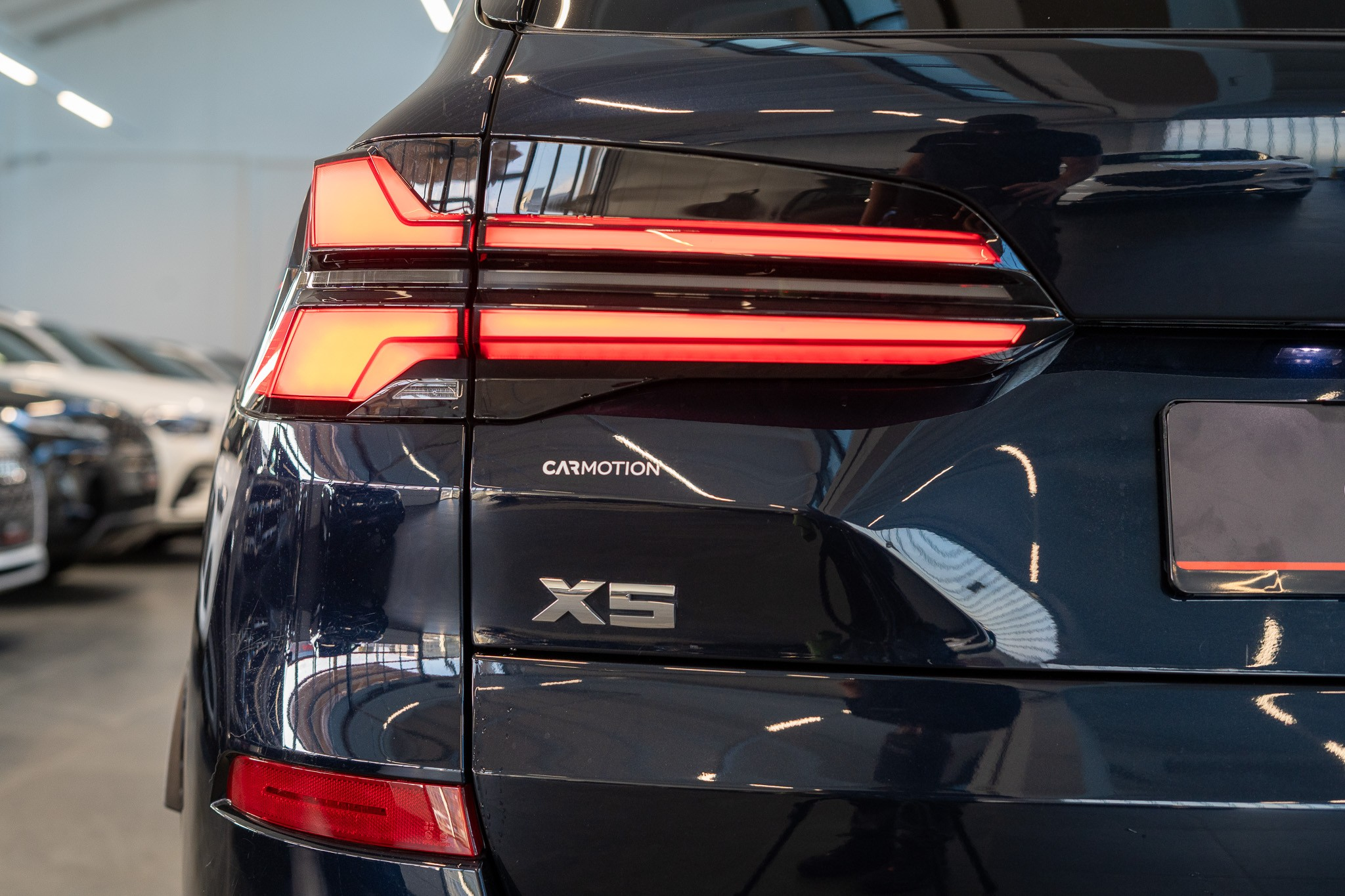 listing desktop thumbnail image 5