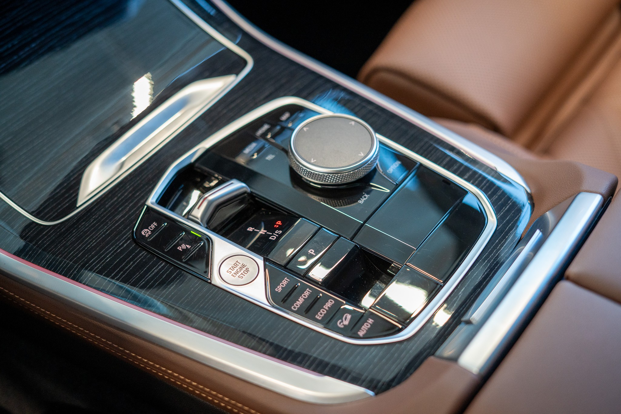 listing desktop thumbnail image 13