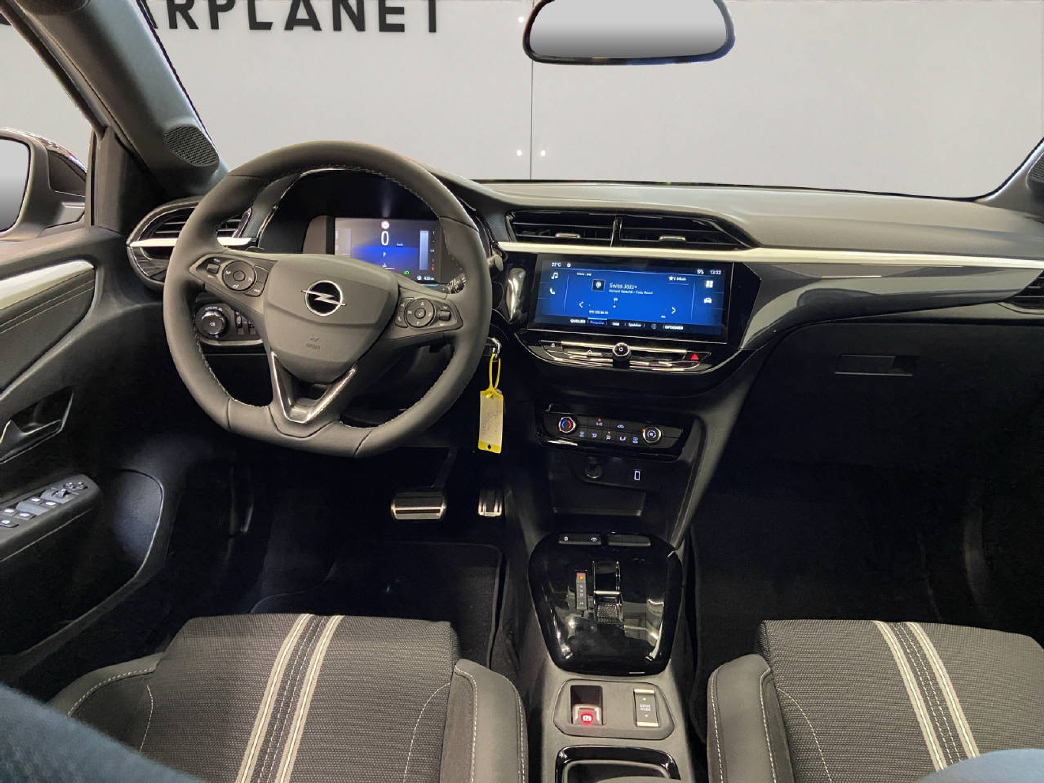 listing desktop thumbnail image 5